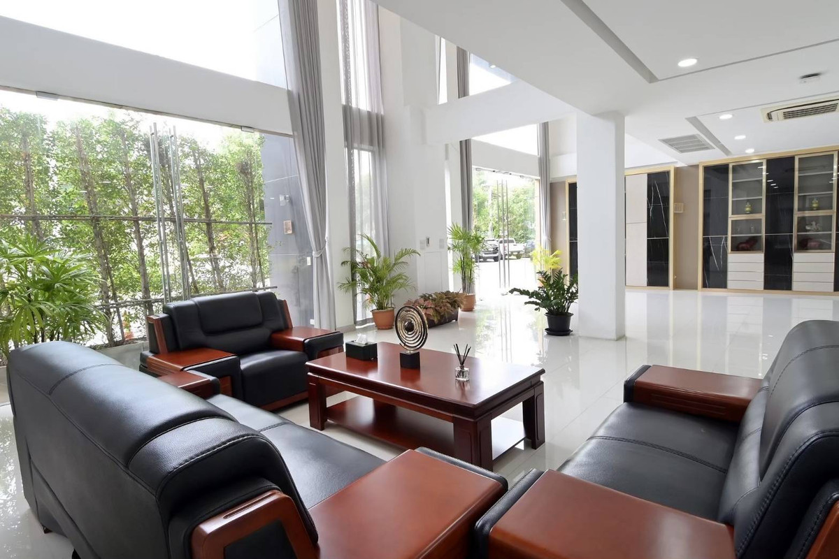 ให้เช่าโฮมออฟฟิศบางนา แบริ่ง ลาซาล : 🔥 ให้เช่า Home Office Luxury บางนา 🔥  ครบ จบ ทั้งออฟฟิศ + ที่พักในที่เดียว! พร้อมใช้งานทันที