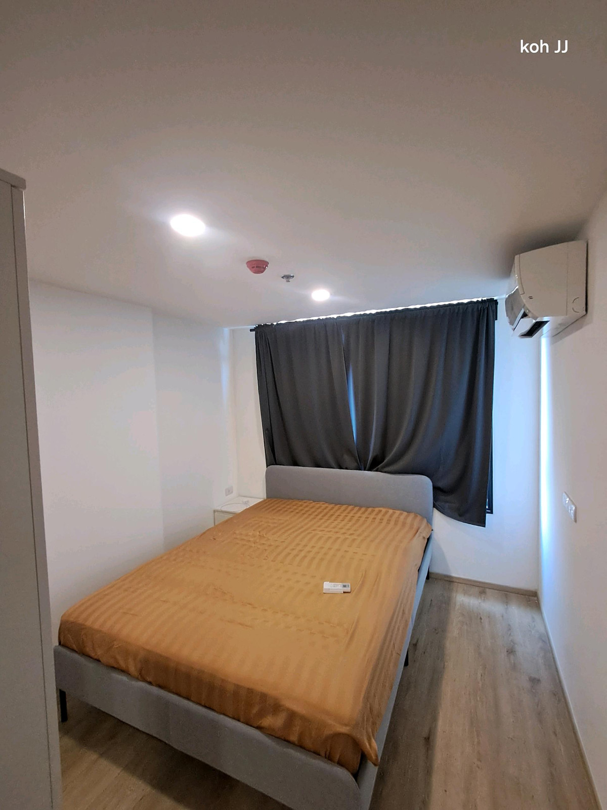 For RentCondoPattanakan, Srinakarin : FOR RENT 2-story condo (Duplex), high floor, beautiful view @The Rich Rama 9 - Srinakarin
Next to Triple Station | Near MRT Hua Mak & Airport Rail Link