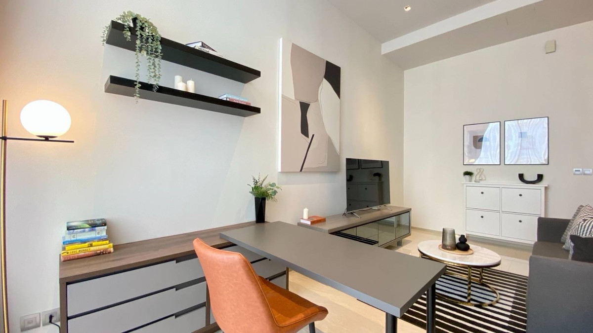 For RentCondoSilom, Saladaeng, Bangrak : For Rent Ashton Silom 2 Bedroom price 70,000 baht contact 0869017364