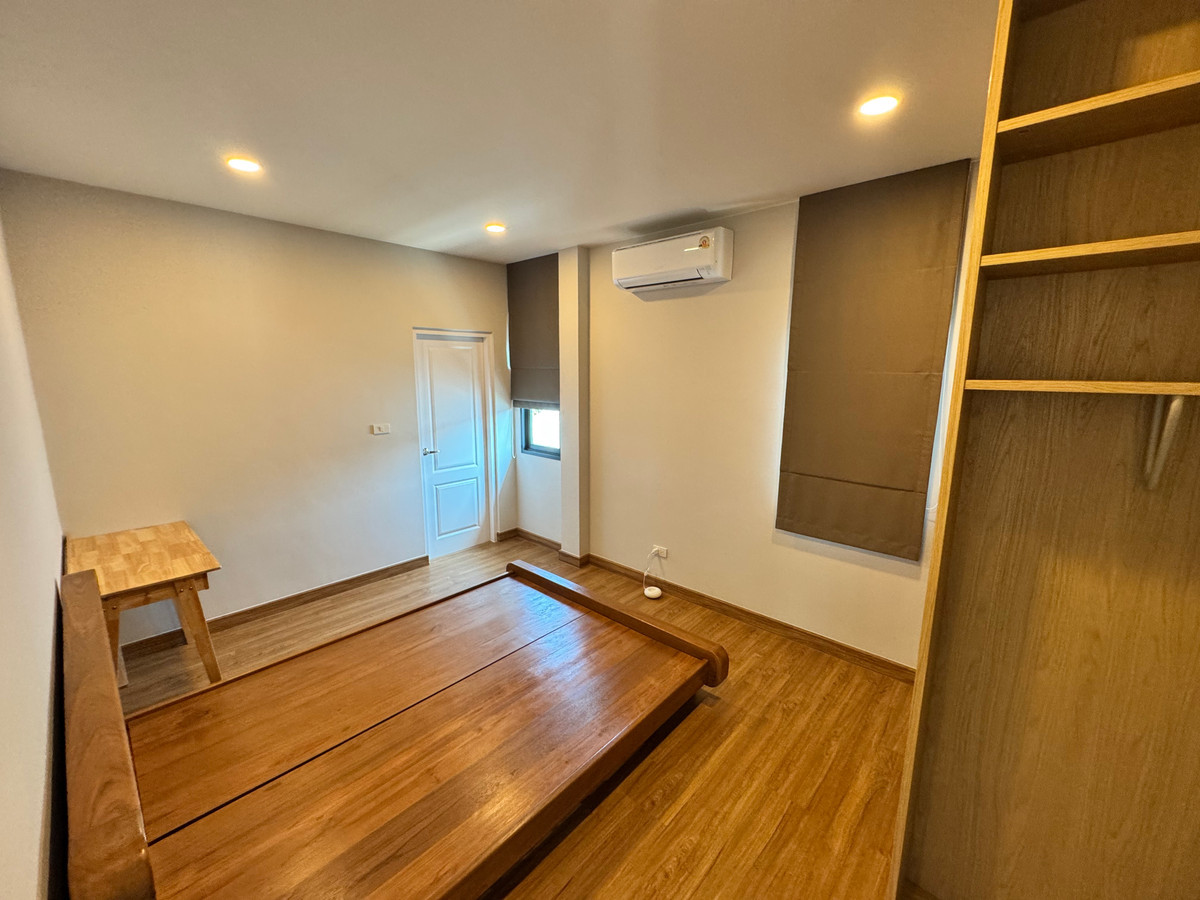 For RentHouseVipawadee, Don Mueang, Lak Si : 2-story detached house with furniture, beautifully decorated, for rent in Don Mueang-Vibhavadi area. Near Don Mueang Airport, only 3 km.