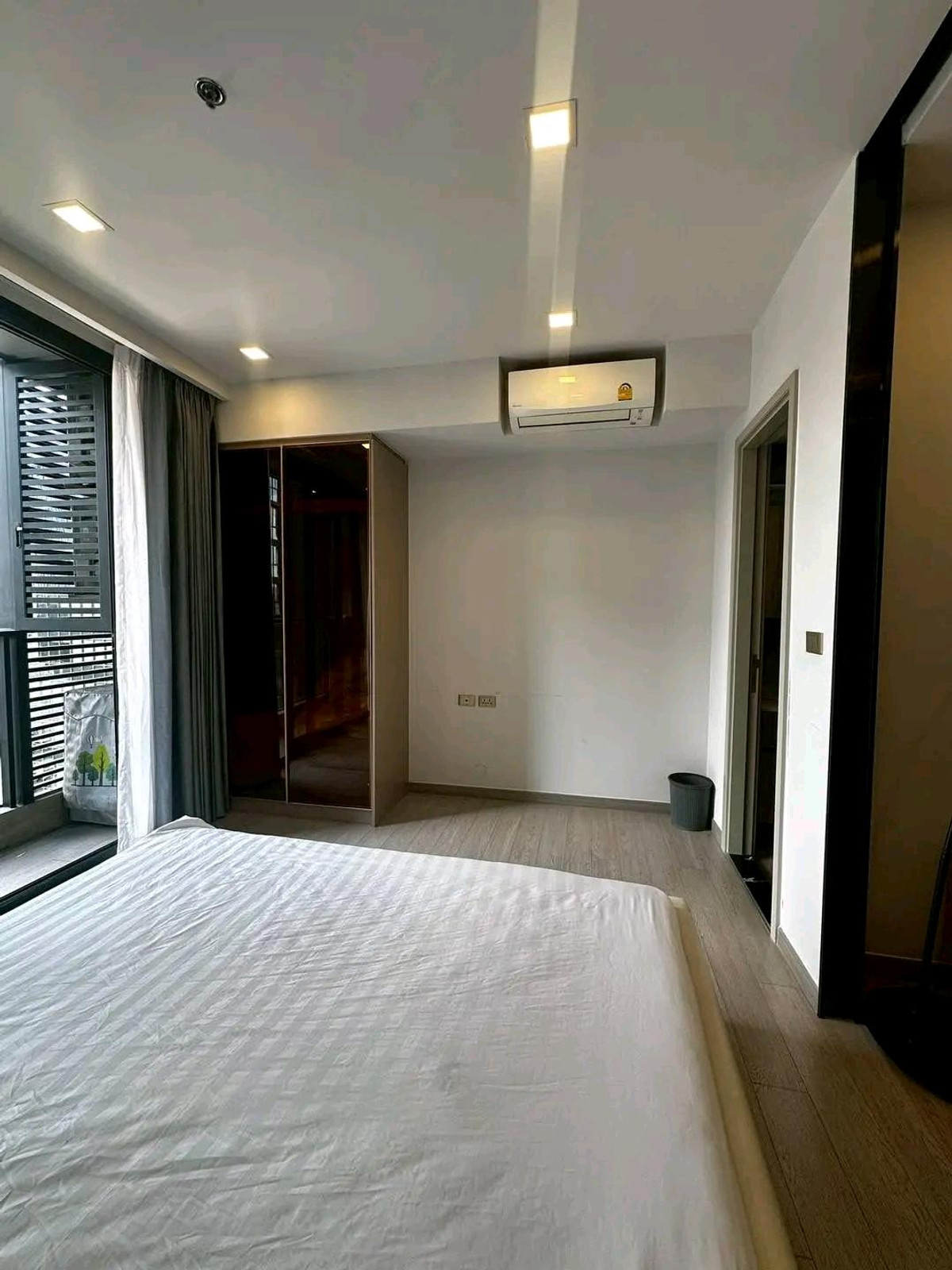 ขายคอนโดพระราม 9 เพชรบุรีตัดใหม่ RCA : 69 04 452 
ขาย วันไนน์ไฟว์ อโศก – พระราม 9