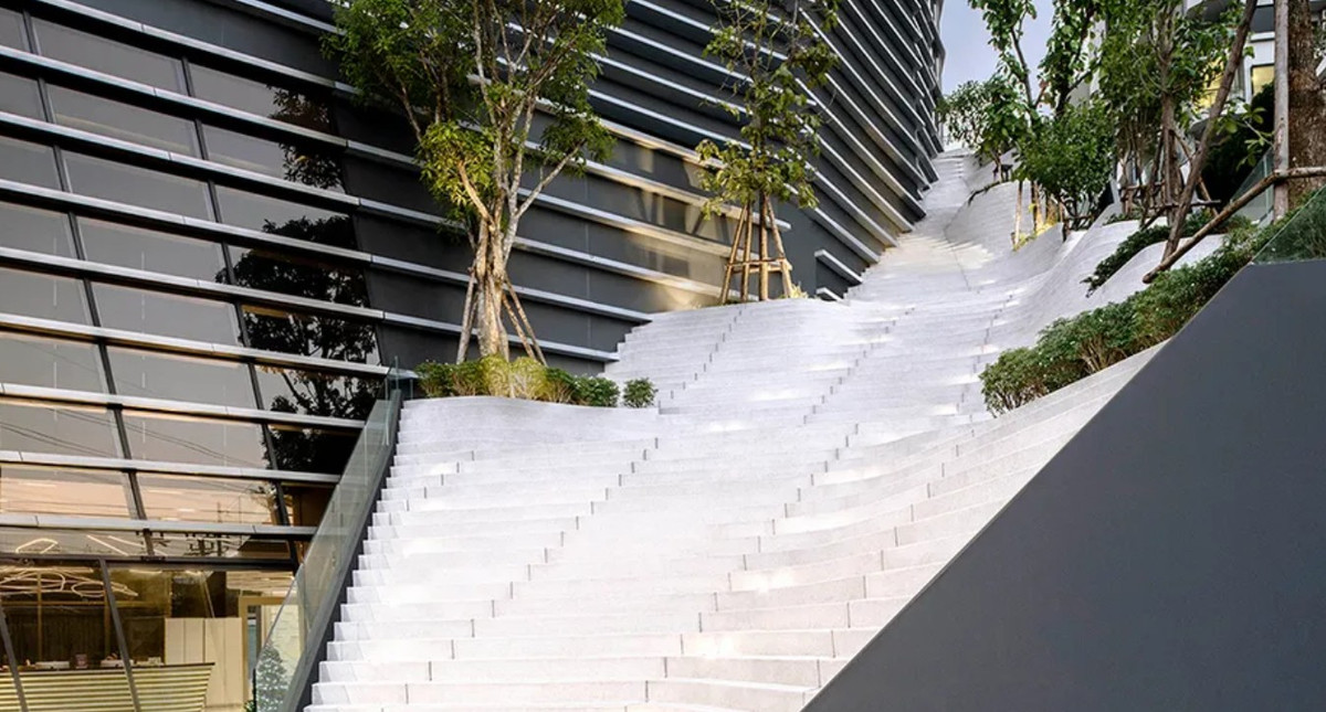 For SaleCondoRama9, Petchburi, RCA : ✨ For Sale: Ideo Mobi Asoke Condo ✨ 💰 Only 8,500,000 THB