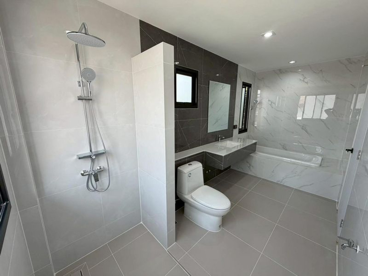 For SaleHouseMahachai Samut Sakhon : 2-story detached house, Nusasiri City Rama 2 Village with private swimming pool, size 154.4 square wah, 3 bedrooms, Bang Chuet Subdistrict. Mueang Samut Sakhon Samut Sakhon Province