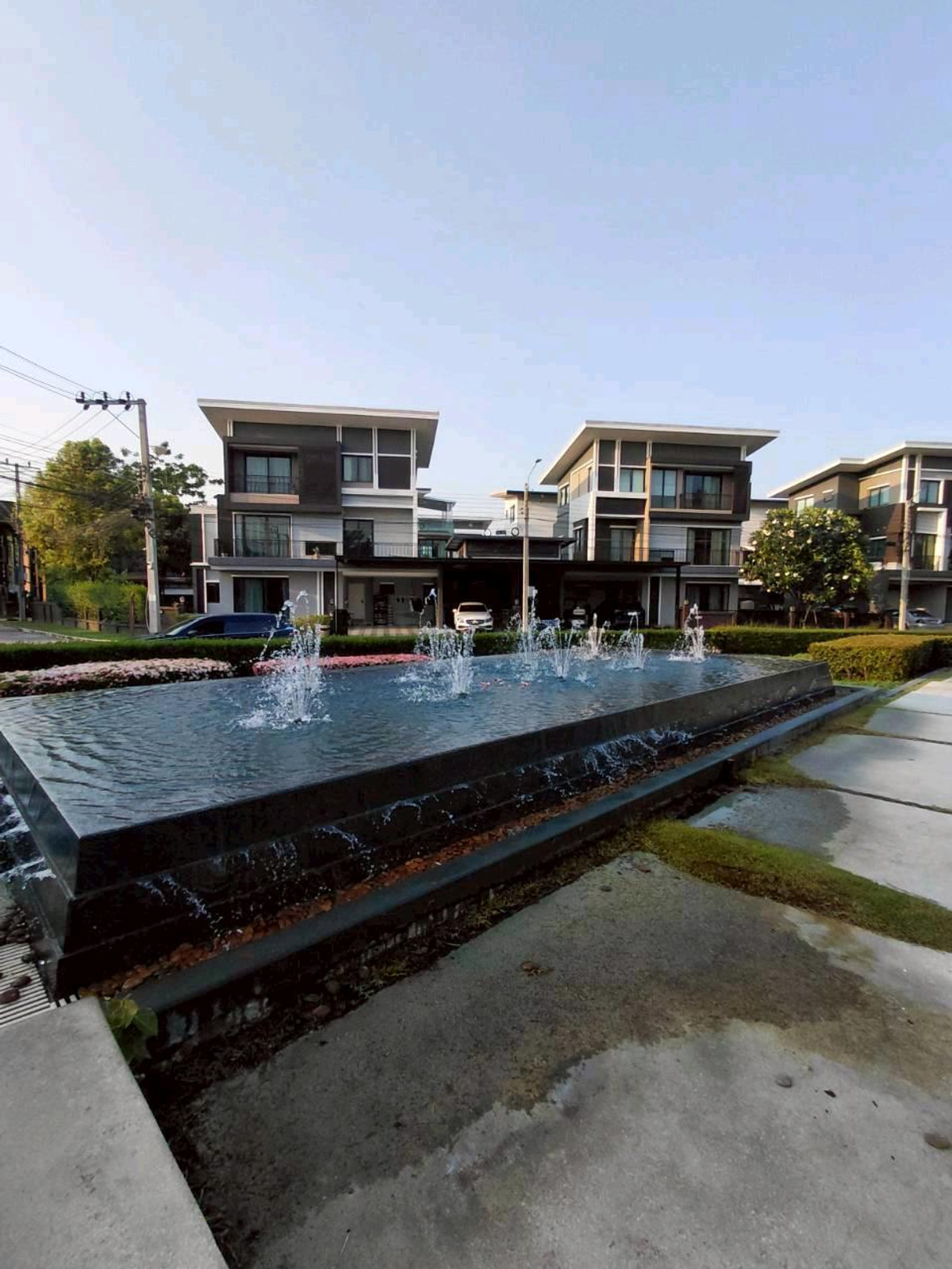 ให้เช่าบ้านนวมินทร์ รามอินทรา : 🏡 ให้เช่า โกลเด้นท์ เพรสทีช สุขาภิบาล5 พร้อมเข้าอยู่