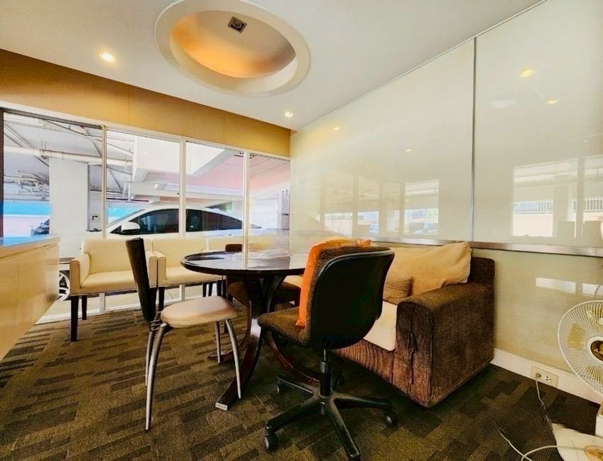 ให้เช่าคอนโดนานา : For Rent Condo Baan Siri Sukhumvit 13 Fully furnished (S15-3389)  