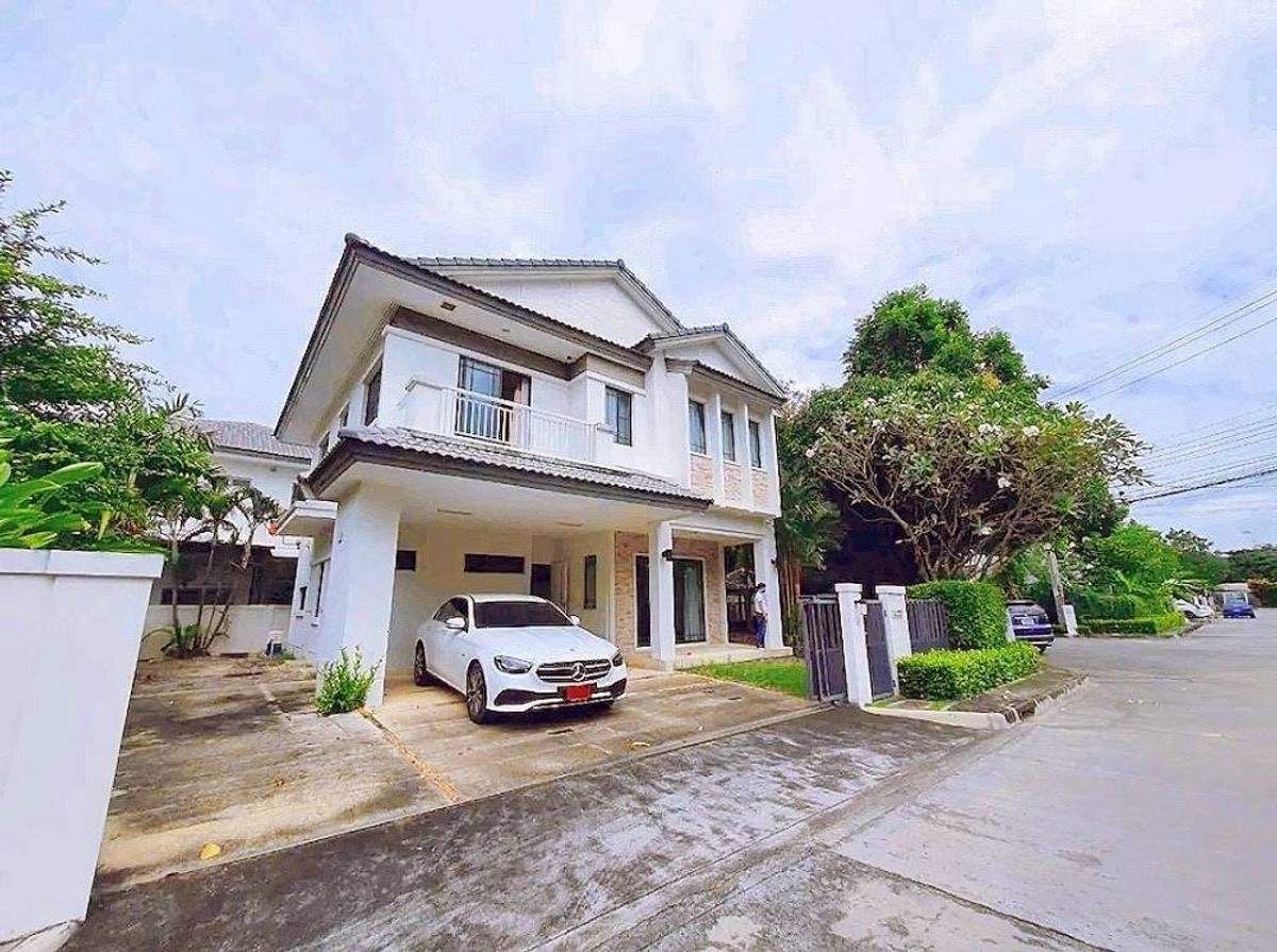 ให้เช่าบ้านนวมินทร์ รามอินทรา : ให้เช่าบ้านเดี่ยว หมู่บ้านมัณฑนา เลค วัชรพล สุขาภิบาล 5 บ้านหลังมุม ใกล้สถานีรถไฟฟ้า สายสีเขียว (N.2048)