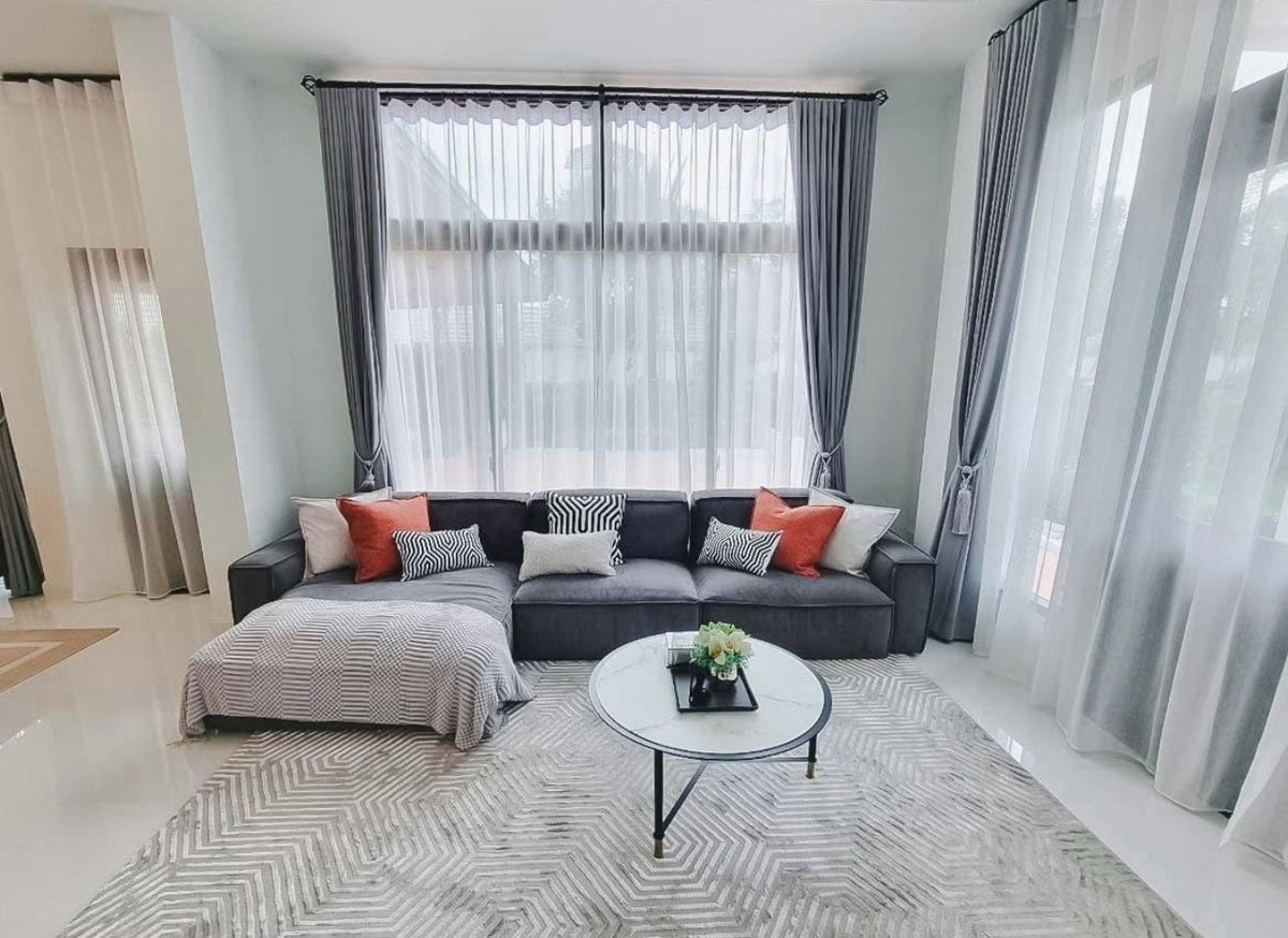 For RentHouseLadkrabang, Suwannaphum Airport : Luxury house for rent Perfect Masterpiece Sukhumvit 77 corner unit large land pet friendly near Suvarnabhumi Airport