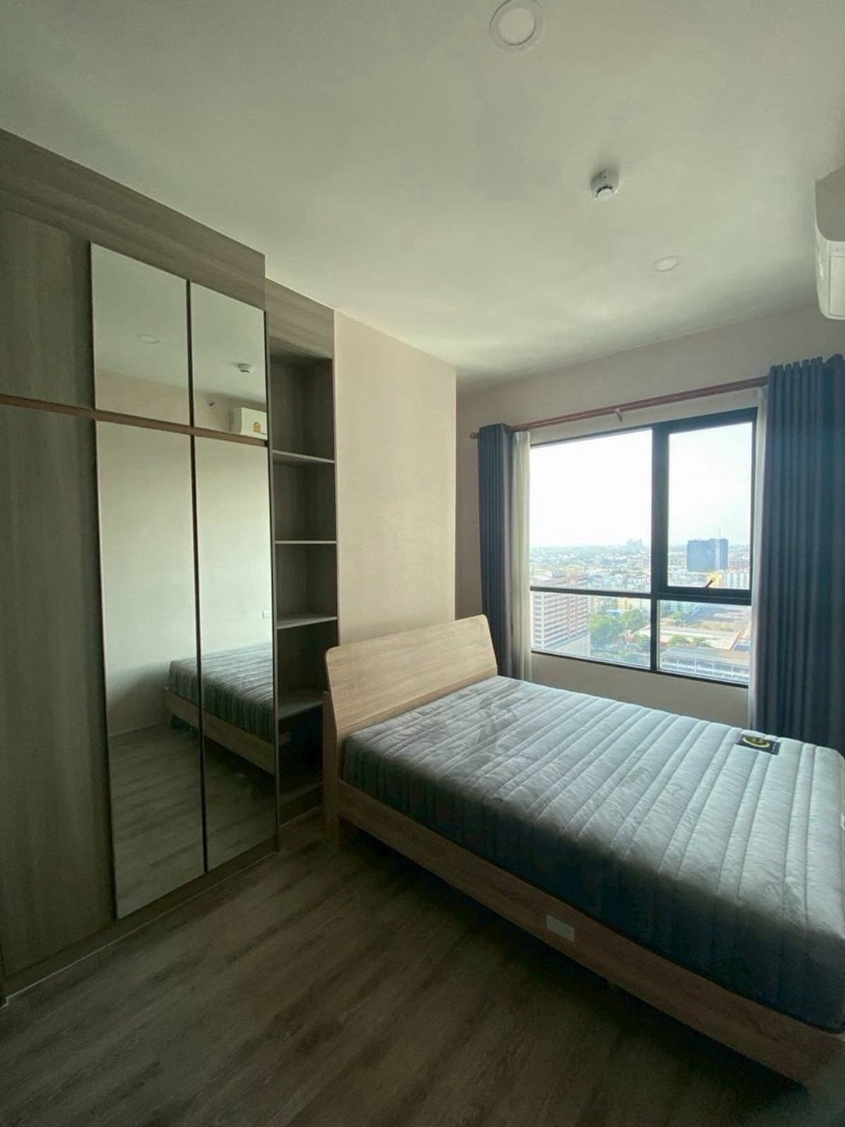 ให้เช่าคอนโดรามคำแหง หัวหมาก : KnightsBridge Collage - Ramkhamhaeng 
ราคาพิเศษ พร้อมอยู่