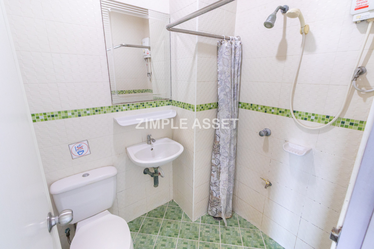 For RentSamut Prakan,Samrong : Line ID: @zimple_asset  Apartment near Lotus’s Bang Phli, air-conditioned room with furniture, balcony, affordable price, safe, and parking available.