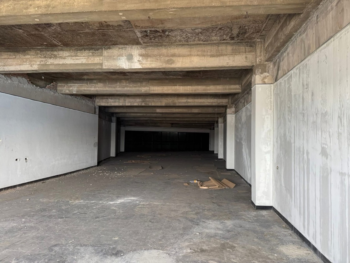 OfficeRathburana, Suksawat : 4-Storey Office Building for Sale and Rent on Suk Sawat Road, 1,400 sq.m with 16+ Parking Spaces, Ideal for Company Headquarters near BTS Pracha Uthit