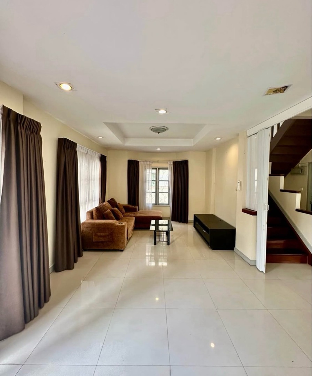 For RentHouseChaengwatana, Muangthong : 2-story detached house for rent, Chuan Chuen Khae Rai project, Nonthaburi Bypass Road 15, house in good condition, pets allowed.