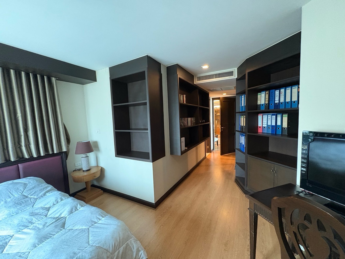 ขายคอนโดสาทร นราธิวาส : 🔥Sell 3BR 4BR+ 1Maid🔥Floor33🔥223sqm🔥29M🔥