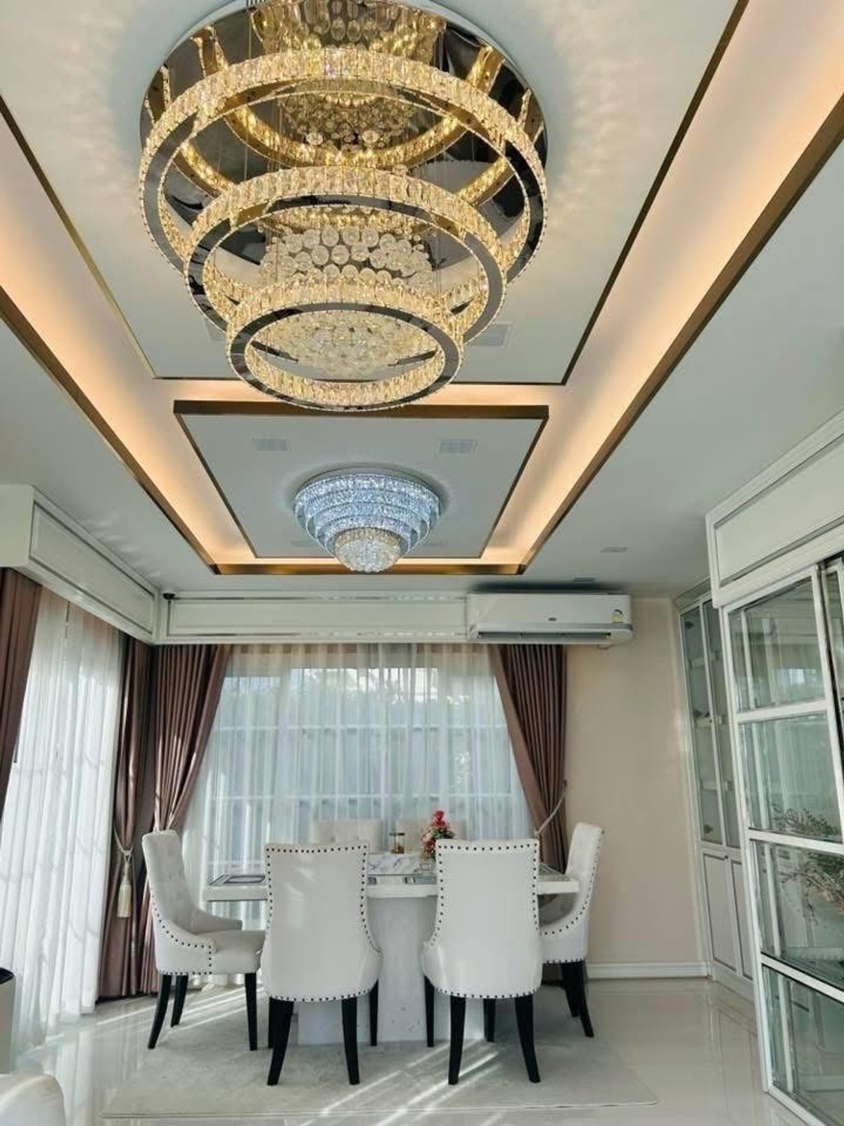 For RentThaphra, Talat Phlu, Wutthakat : Semi-detached house for rent, Golden Neo Sathorn Project, Kanlapaphruek Road.