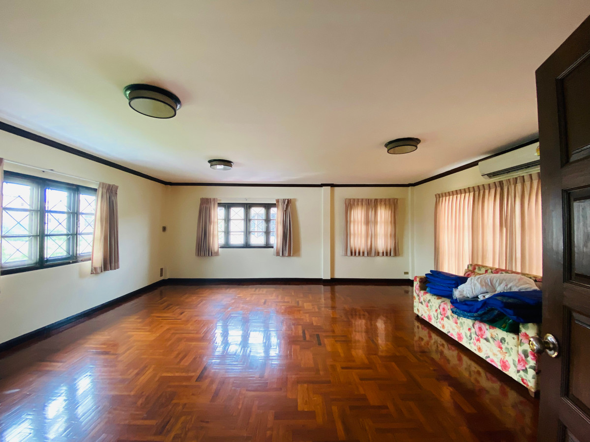 ขายบ้านพัฒนาการ ศรีนครินทร์ : เพียง800 เมตร จากสถานีศรีอุดม บ้านเดี่ยว 98.9 ตารางวา 