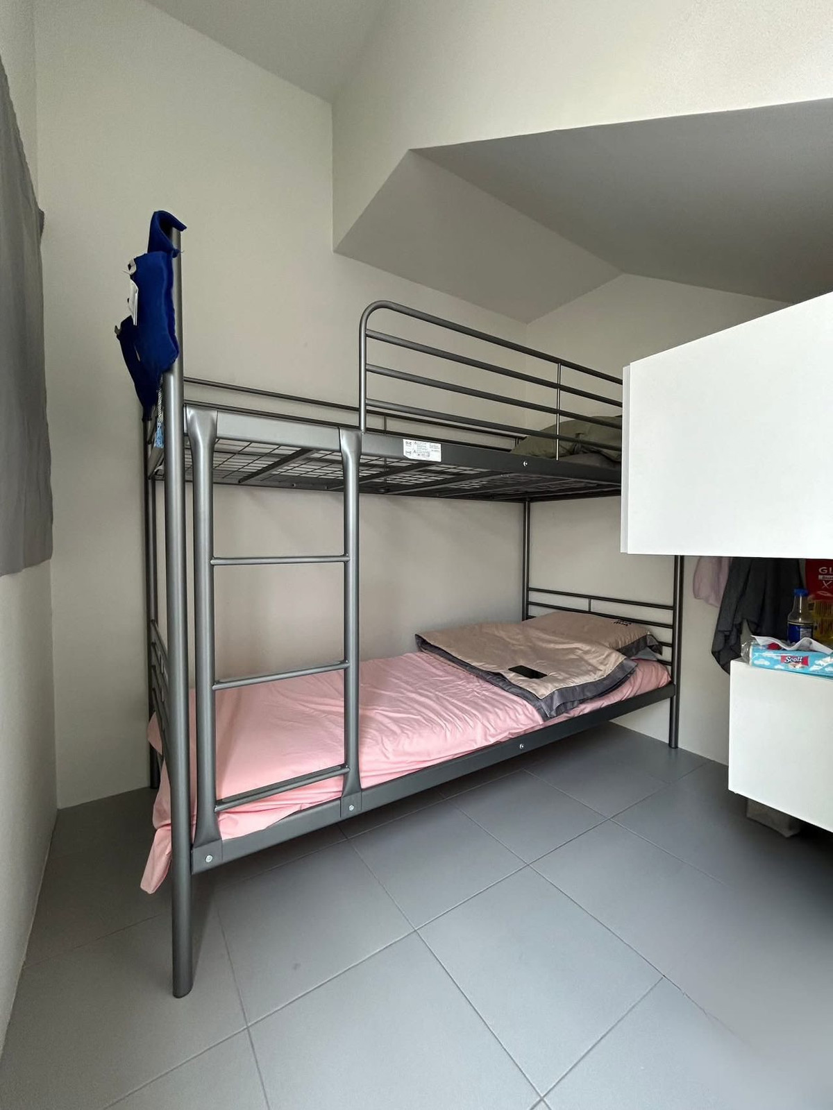 ให้เช่าบ้านลาดกระบัง สุวรรณภูมิ : ᚱ ให้เช่า ✅รับระยะสั้น 🔥 4 ห้องนอน 1 ห้องแม่บ้าน🔥บ้านเดี่ยว แกรนด์ บริทาเนีย พระราม 9 – กรุงเทพกรีฑา ใกล้ โรงเรียนนานาชาติเวลลิงตัน 