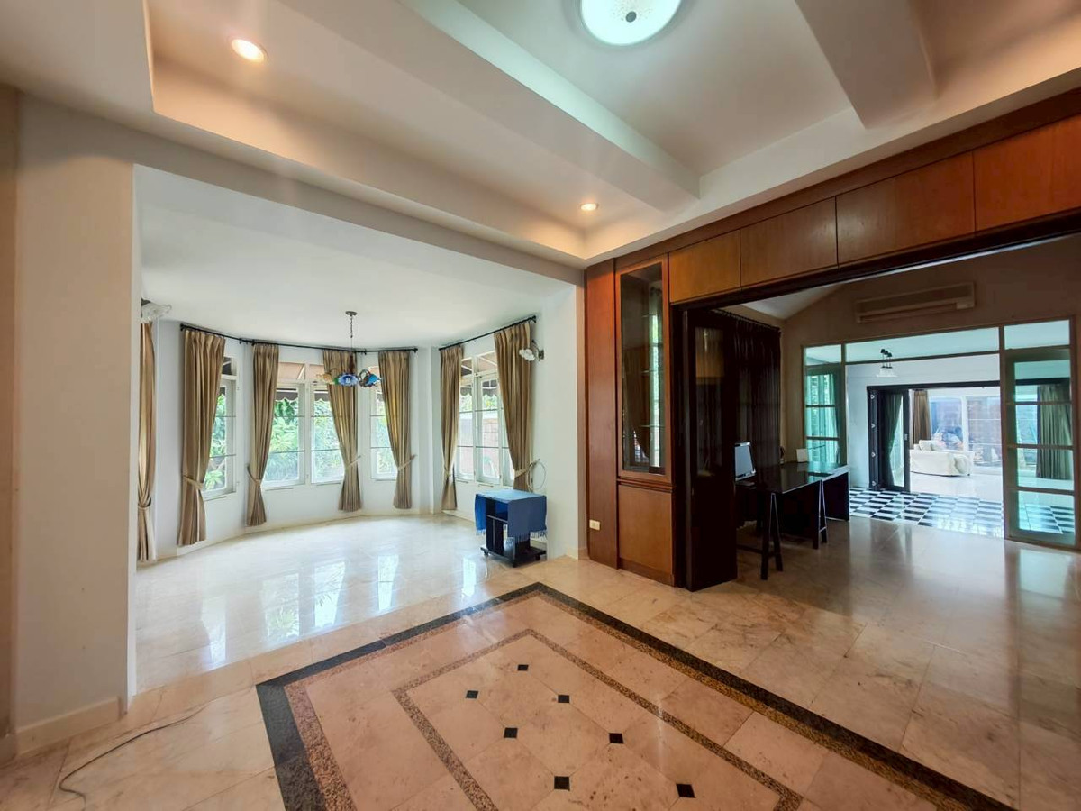 ขายบ้านลาดกระบัง สุวรรณภูมิ : 🏡 ขายบ้านเดี่ยว หมู่บ้านมัณฑนา วงแหวน-พระราม 9 บ้านสวย บรรยากาศร่มรื่น สไตล์บ้านสวน พื้นที่ใหญ่ หาไม่ได้แล้ว!