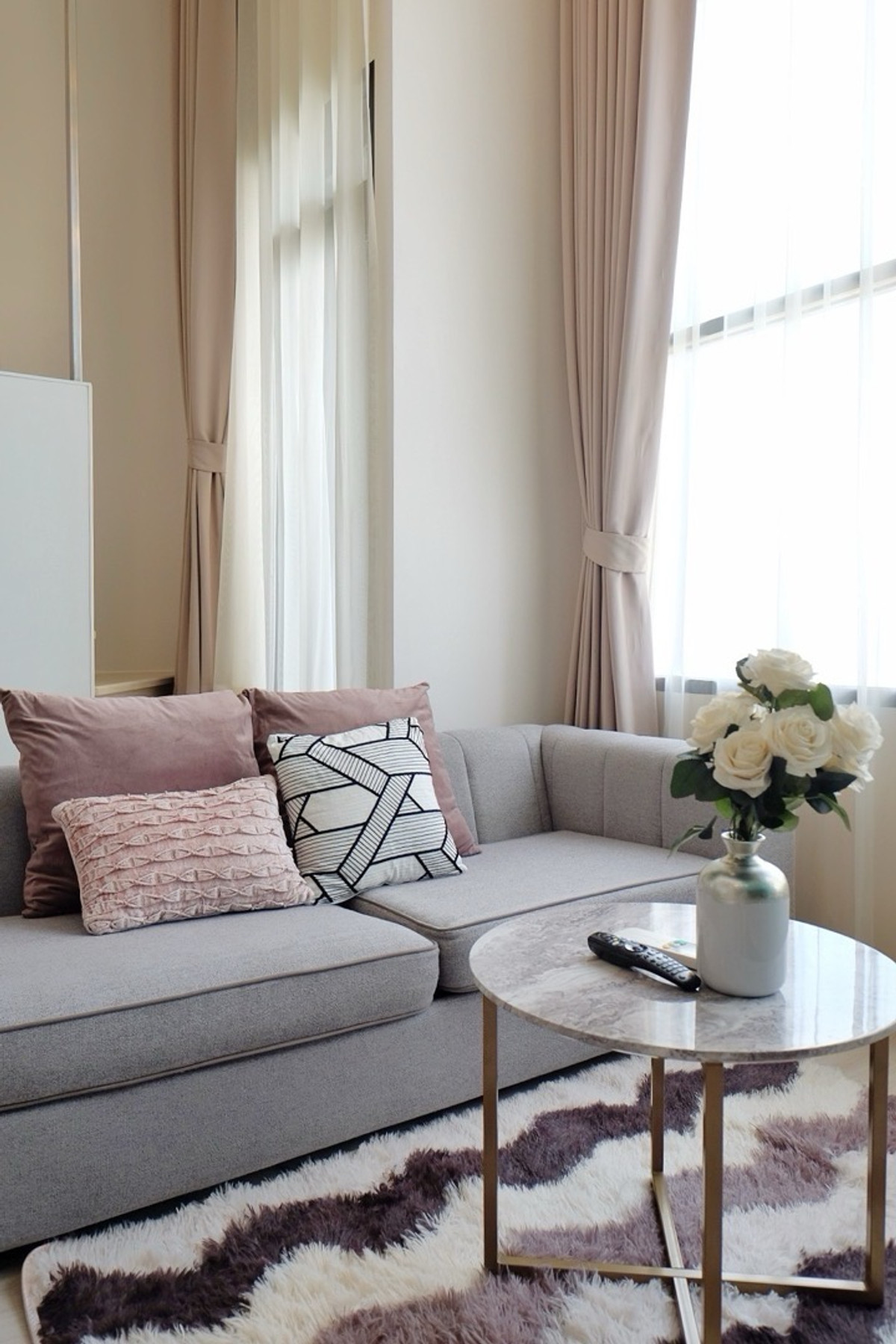 ให้เช่าคอนโดสาทร นราธิวาส : ให้เช่า ห้องว่างพร้อมอยู่
Knightsbridge Prime Sathorn
