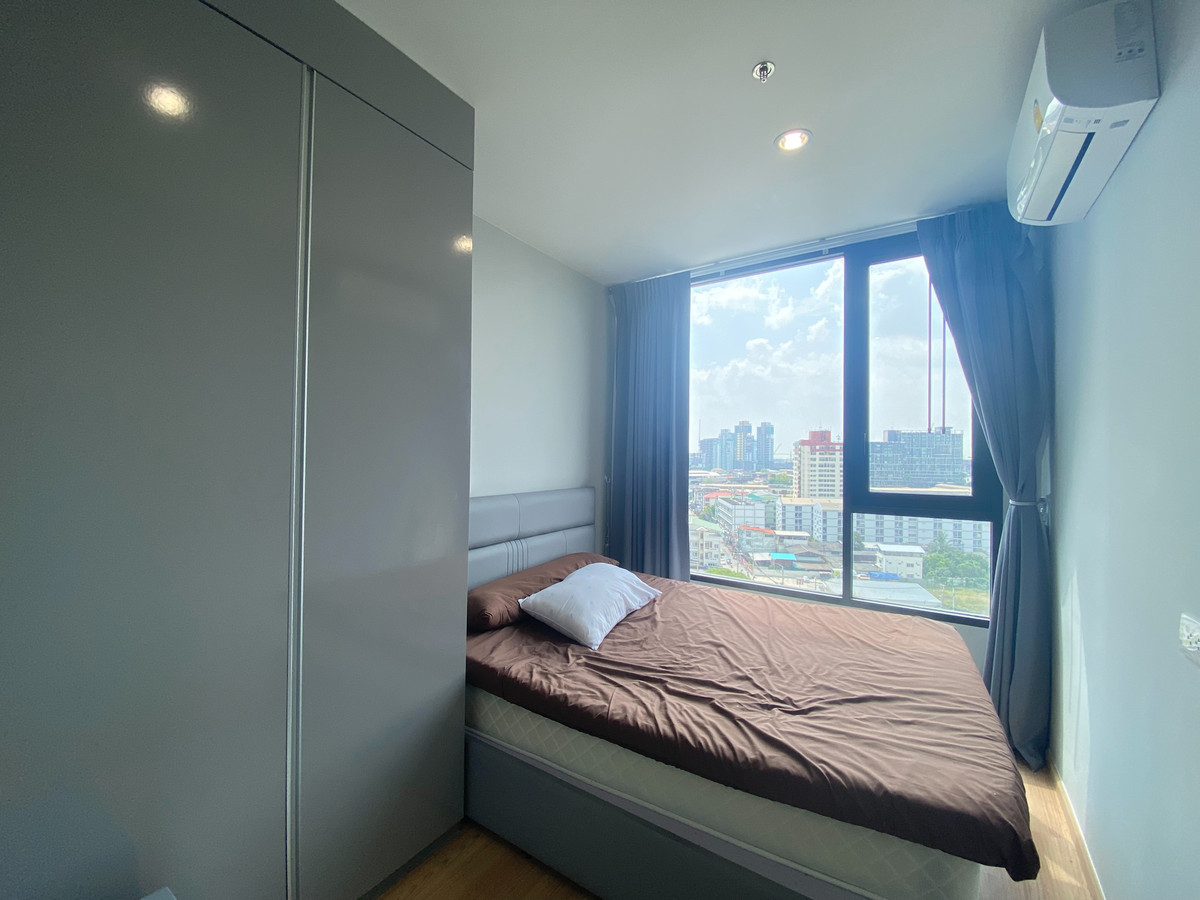 For RentCondoOnnut, Udomsuk : Modern Urban Escape with Stunning Bangkok Skyline Views - Skyline Avenue Sukumvit 64