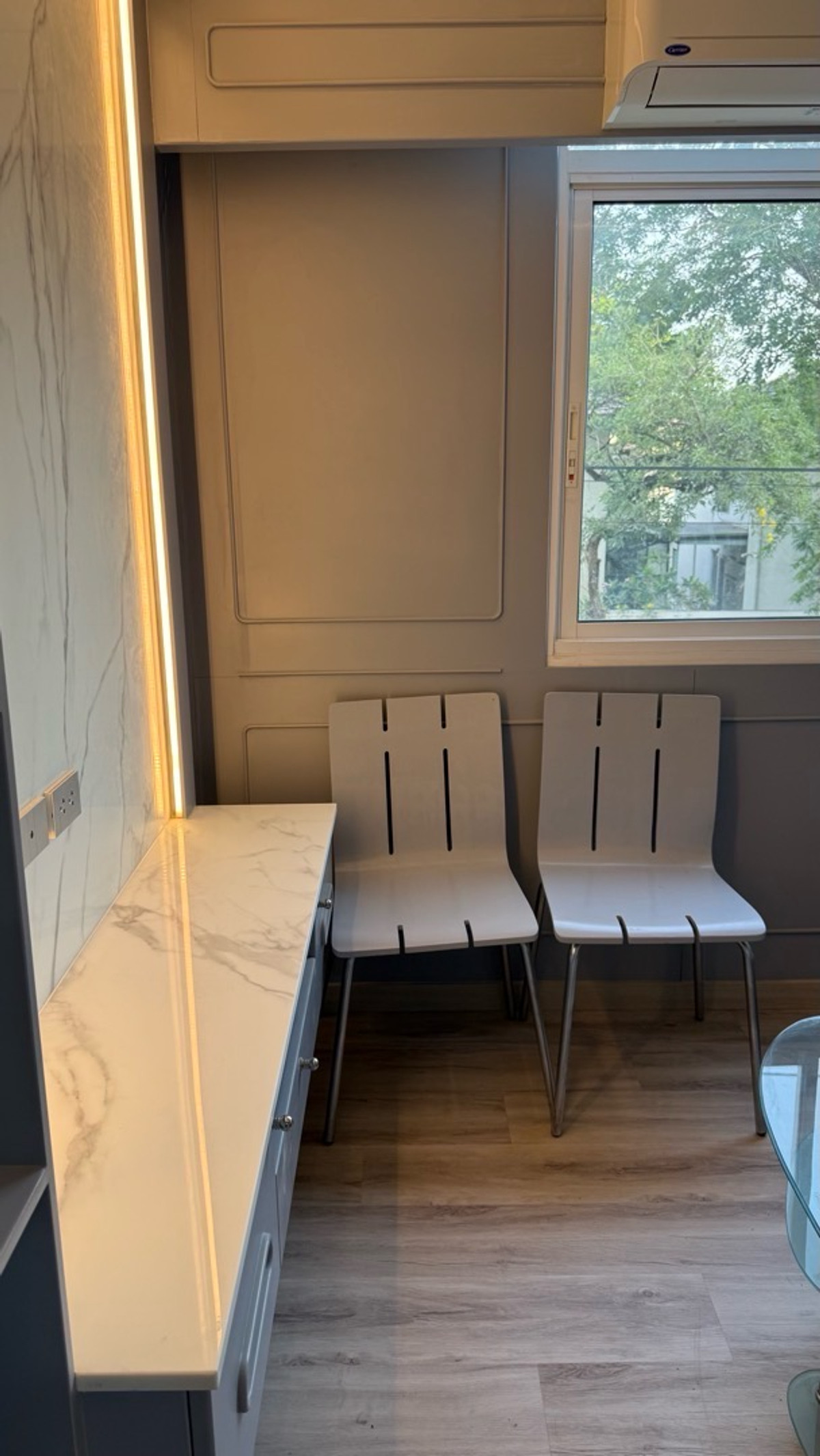 ให้เช่าคอนโดเลียบทางด่วนรามอินทรา : For rent JW. Sriwara 2 bed 2 bath 58 sqm 20,000 ให้เช่า 2 นอน 2 น้ำ 58 ตรม 20,000