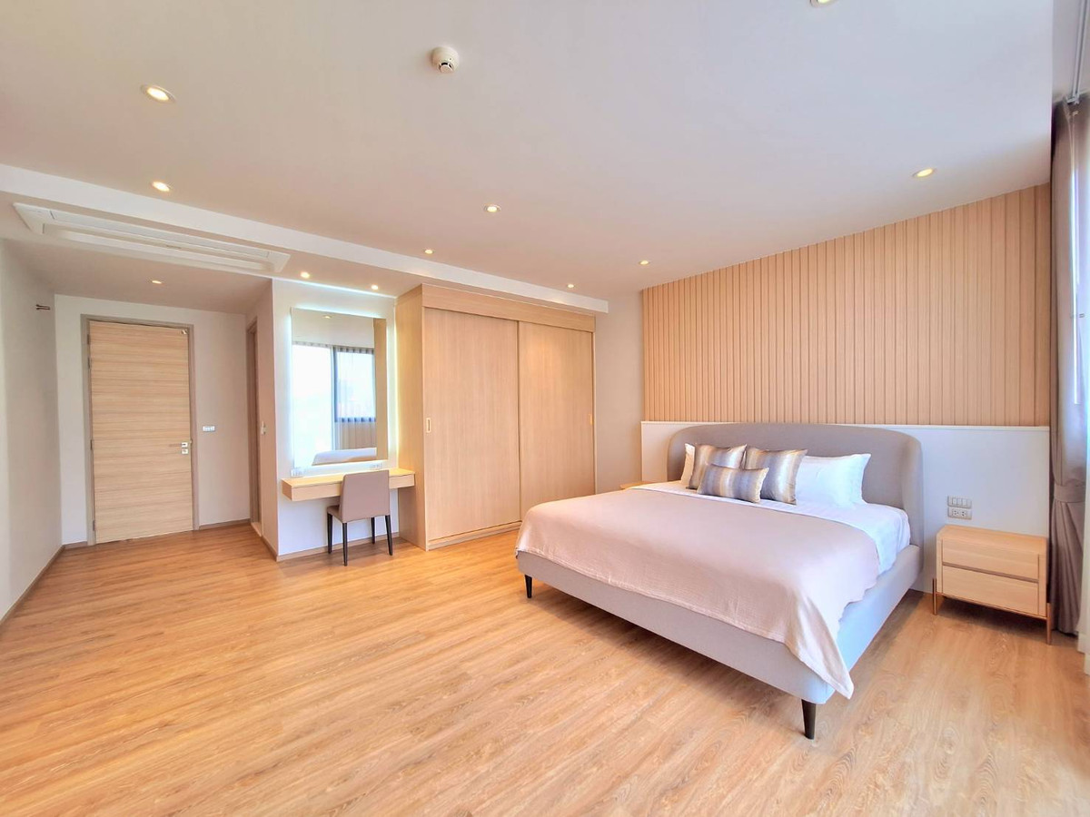 For RentBangna, Bearing, Lasalle : Bearing Residence 2 Bedroom 129 Sq.m. Please call: 062-496-6454