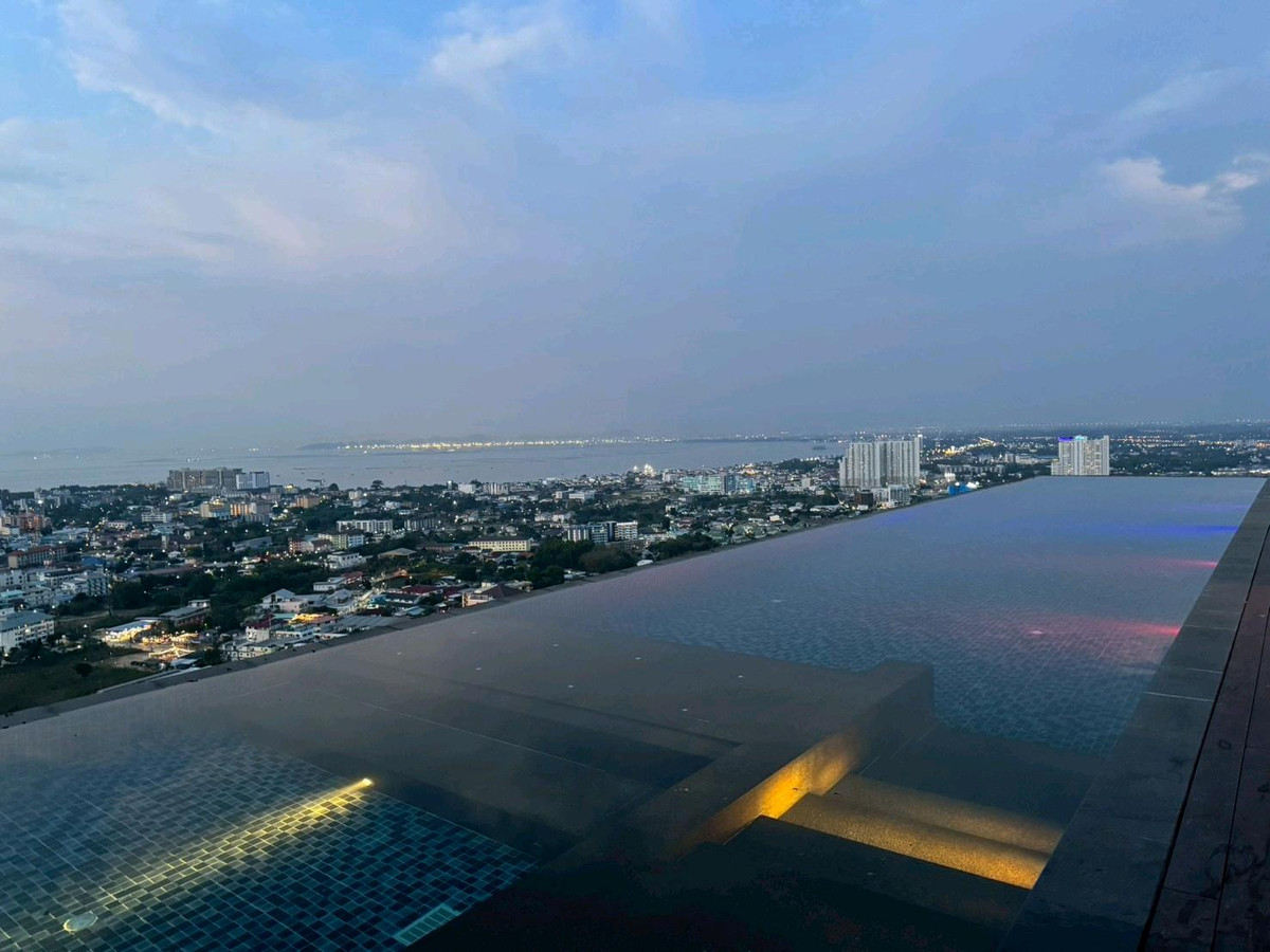 ให้เช่าคอนโดพัทยา บางแสน ชลบุรี สัตหีบ : Posh Pattaya​ ห้องมุม วิวทะเล+city