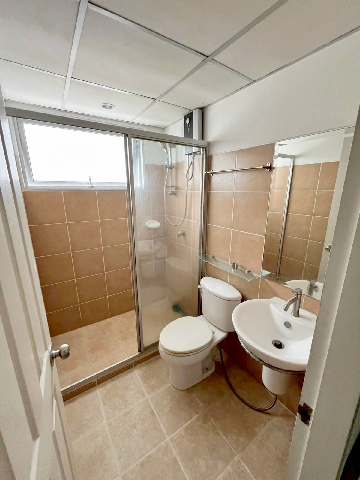 ขายคอนโดพัฒนาการ ศรีนครินทร์ : 📍 ขายคอนโด ศุภาลัย ปาร์ค ศรีนครินทร์. ห้องสวย วิวสระ ราคาดีงาม🥰