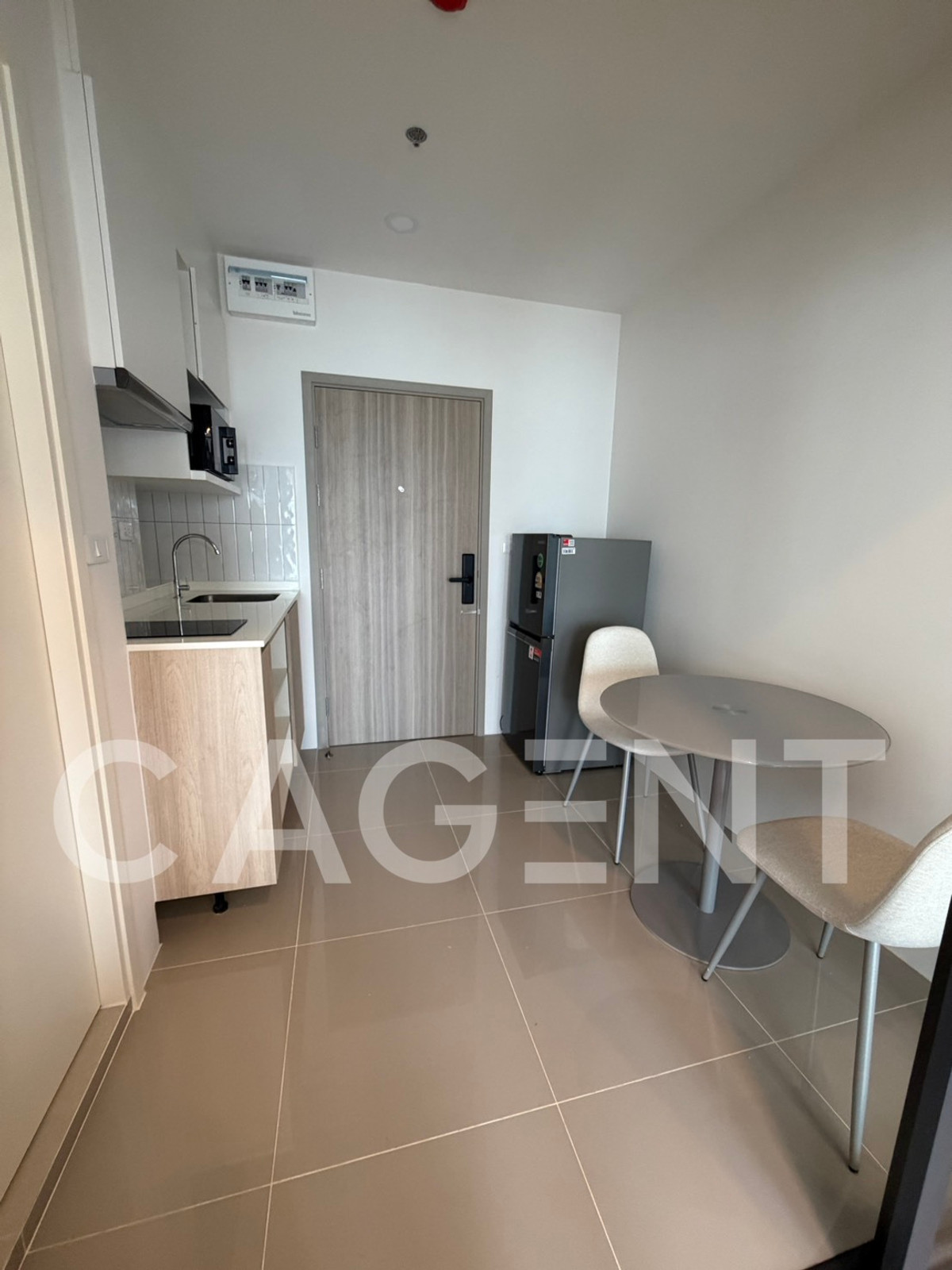 For RentCondoKoh Samui, Surat Thani : For rent: Escent Ville Surat Thani project, next to Central Surat Thani. Ready to move in, new project, high-rise building.