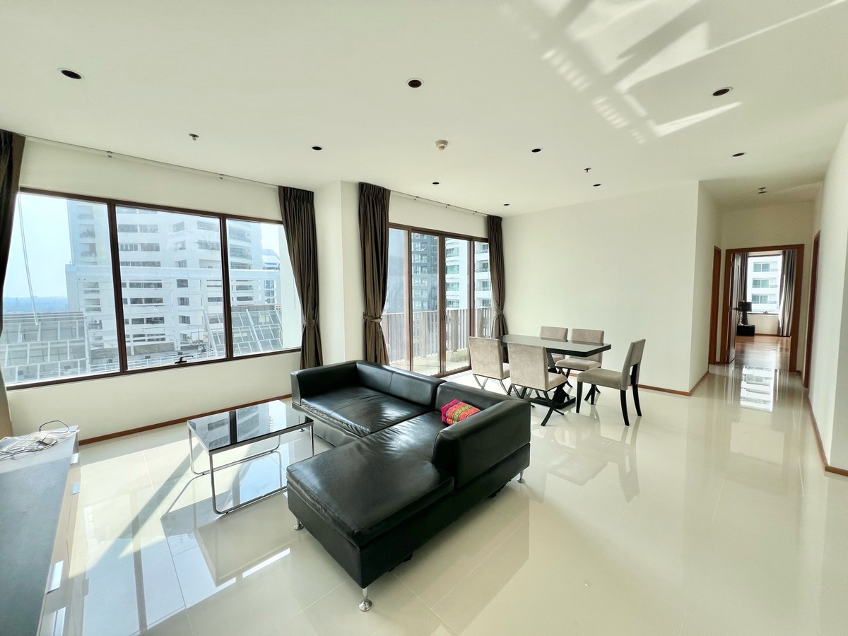 ขายคอนโดสุขุมวิท อโศก ทองหล่อ : 𝐅𝐨𝐫 Sale   : The Emporio Place 2Bed3Bath 102sqm high floor good price