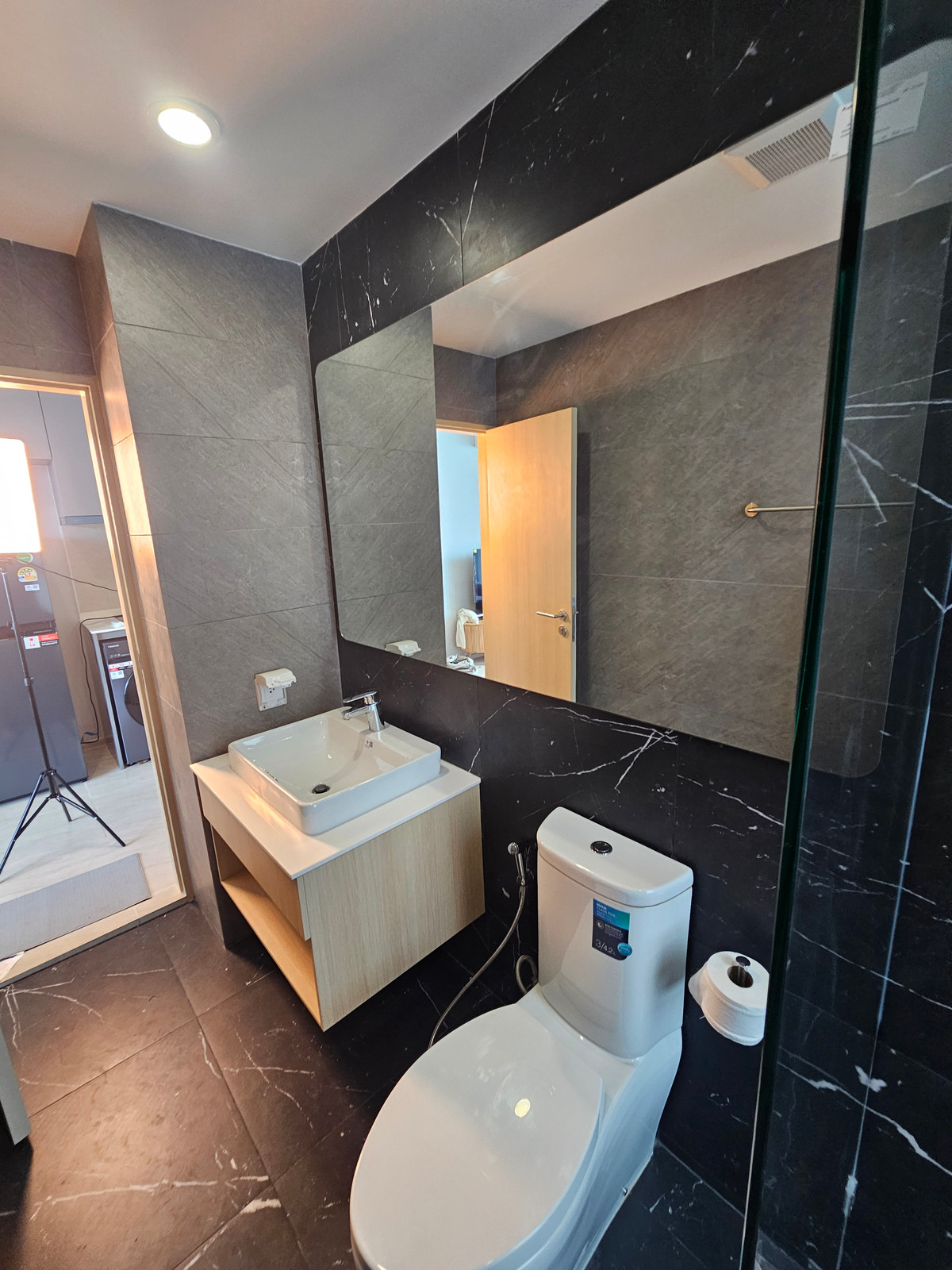 For RentCondoOnnut, Udomsuk : Beautiful room, high view, 2 bedrooms, near BTS Punnawithi, ready to move in immediately, special price!! Free common fees