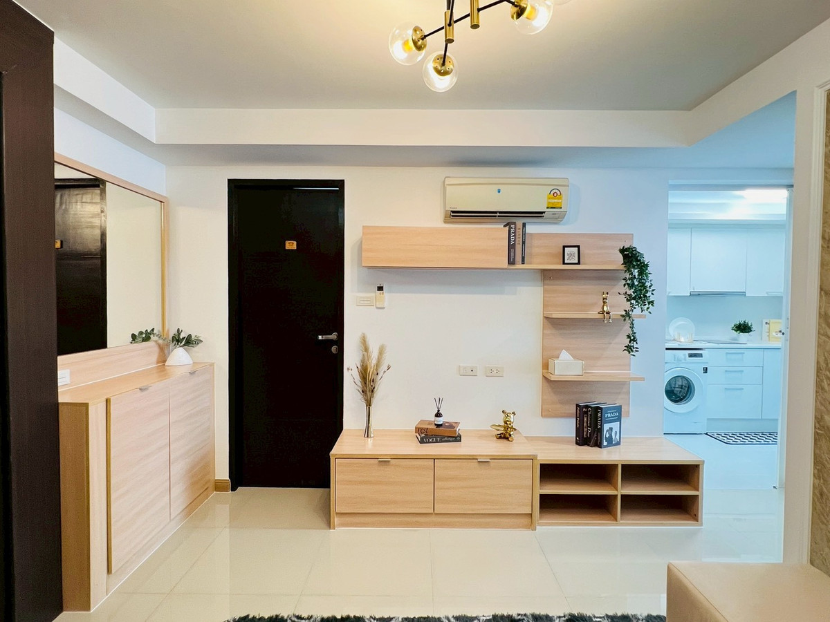 ขายคอนโดลาดพร้าว101 แฮปปี้แลนด์ : ห้องใหญ่ ติดถ.ลาดพร้าว 112-114 พร้อมอยู่ ที่จอดรถเยอะมาก นัดดูห้อง 099-7829466