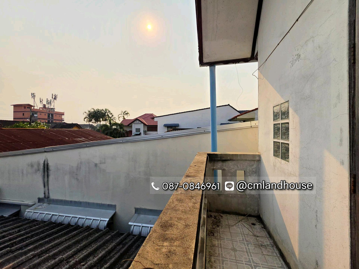 ขายบ้านเชียงใหม่ : ถูกกว่าคุ้มกว่าคอนโด! บ้านวรุณนิเวศน์ ต.แม่เหียะ อ.เมือง ใกล้แยกแม่เหียะ บิ๊กซี แม็คโคร IKEA 2 กม. ใกล้เซ็นทรัลแอร์พอร์ต 4 กม. ใกล้สนามบิน 5 กม. (ขายตามสภาพต้องปรับปรุง)