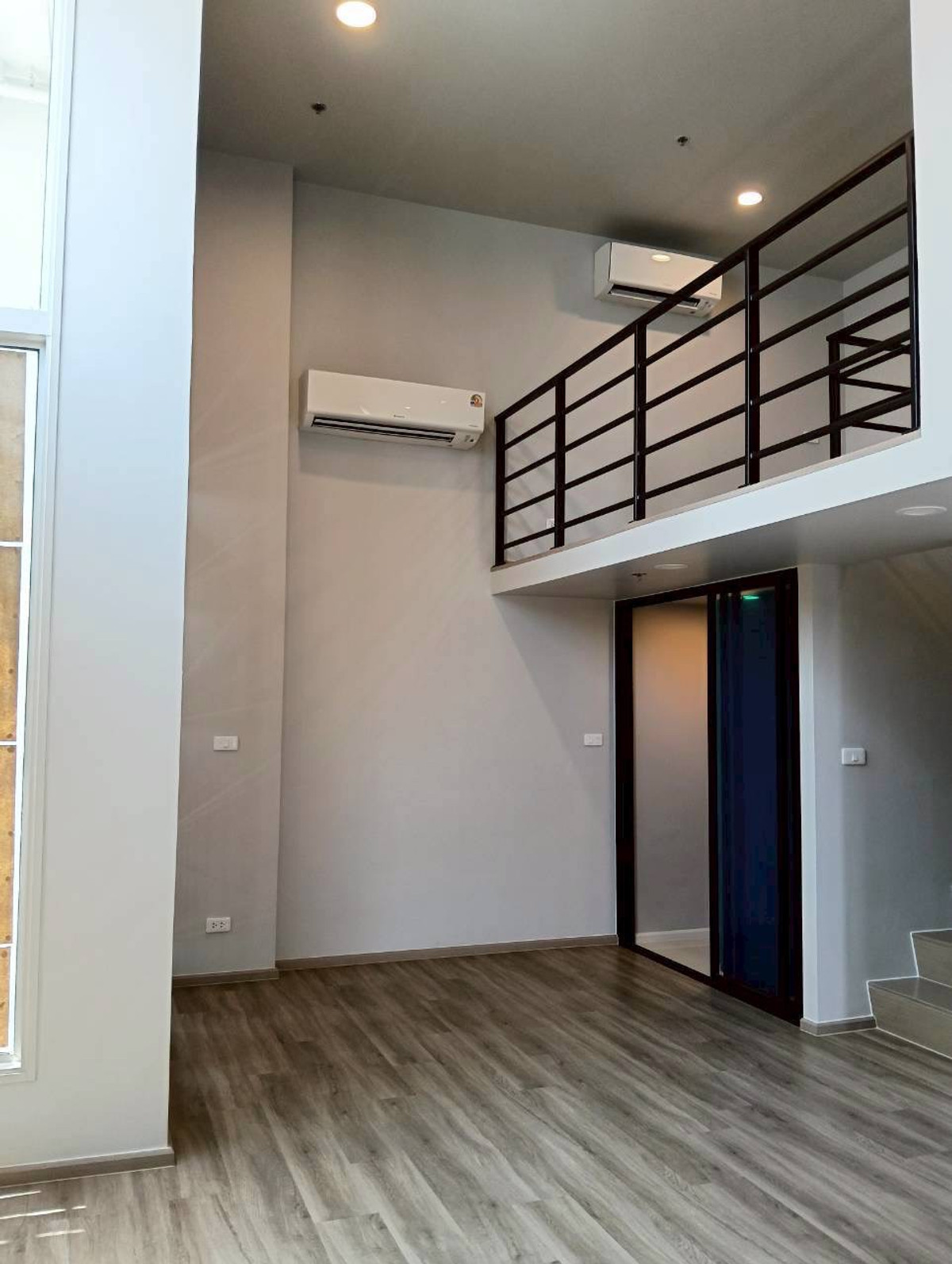 ขายคอนโดสุขุมวิท อโศก ทองหล่อ : ขายด่วน! ถูกที่สุดในโครงการ Culture Thonglor – ห้อง Hybrid 2 ชั้น (Rare Item) ราคาเพียง 11 ล้านบาท! (หน้าโครงการขาย 13.5 ลบ. ประหยัดทันที 2.5 ล้าน)