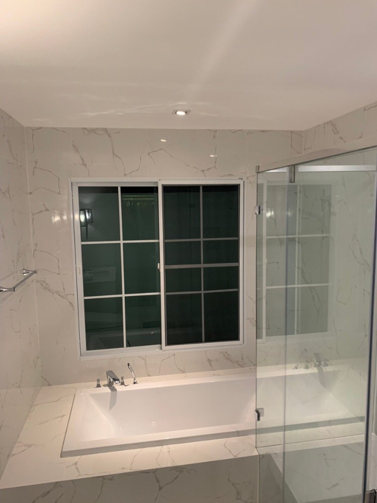 HouseNawamin, Ramindra : 🌿🍀Nantawan Ramindra - Phahonyothin 50🍀🌿 4 Beds 4 Baths, Rental 200,000 Baht