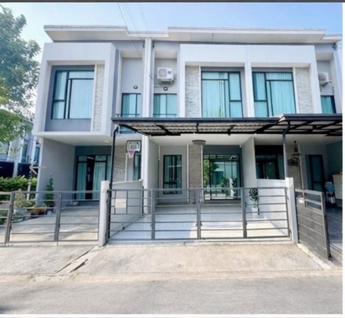 ให้เช่าทาวน์โฮมนวมินทร์ รามอินทรา : HR3371ให้เช่าทาวน์โฮมใหม่มาก พร้อมเฟอร์ฯ ครบชุด โครงการ Pleno พหลโยธิน-วัชรพล หิ้วกระเป๋าเข้าอยู่ได้เลย