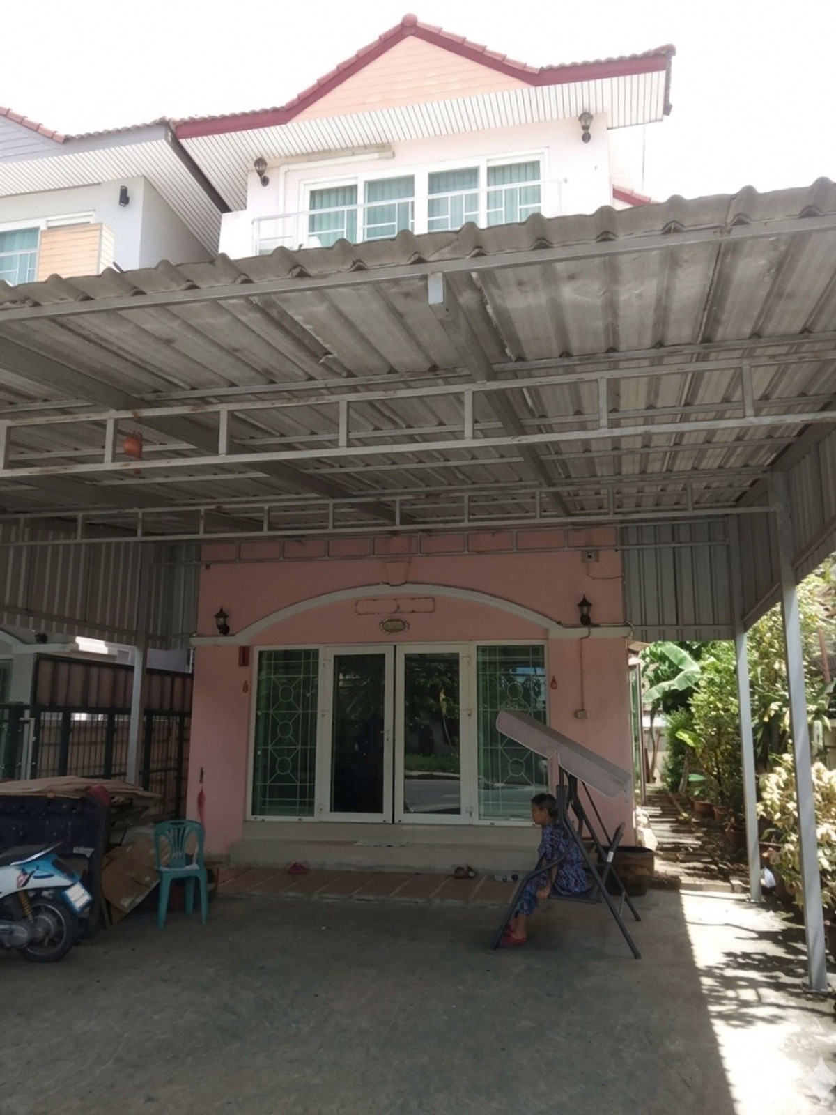 For SaleHome OfficeOnnut, Udomsuk : Home Office 3 floors, 63 sq m, Soi Sukhumvit 103 / 3 bedrooms (for sale), Home Office Sukhumvit 103 / 3 Bedrooms (FOR SALE) GNG037
