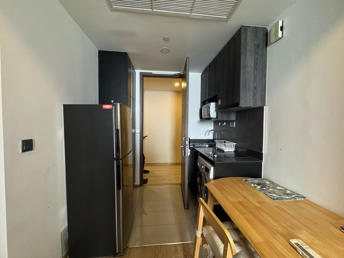 For RentCondoSiam Paragon ,Chulalongkorn,Samyan : Condo for Rent in Prime Location
✨Ashton Chula-Silom – Beautiful Room, Ready to Move In! 🛏️1Bed 34 sq.m. 26k/M
☎️Phat 064-642-8664
☎️Nui 094-624-2014