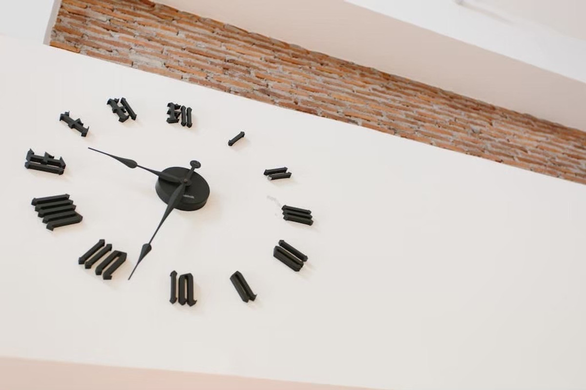 For RentCondoSukhumvit, Asoke, Thonglor : Urgently available room for rent: Young Place, Soi Prasarnmit (Sukhumvit 23). If interested in negotiating the price, add Line @condo168 (with @ in front as well)