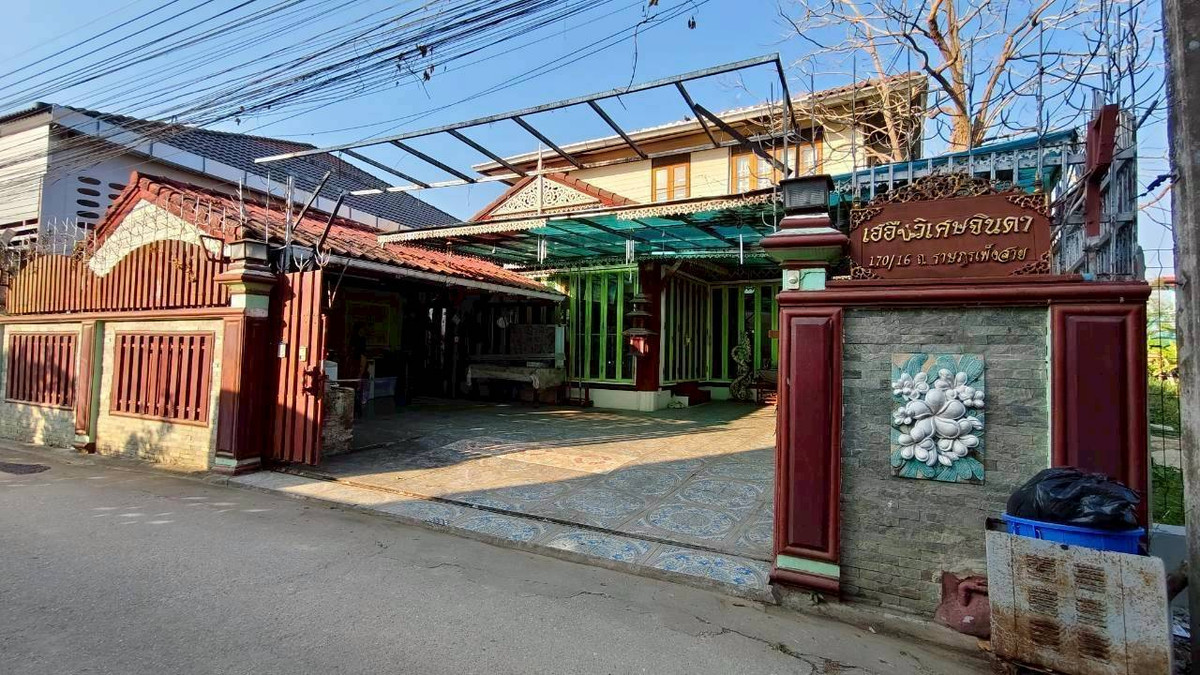 ขายบ้านพิษณุโลก : 96308 - ขายบ้านเดี่ยว 2 ชั้น โครงสร้างแข็งแรง ชั้นบนไม้สักทั้งหลัง เนื้อที่ 75 ตารางวา ทำเลดี ใกล้ตัวเมืองพิษณุโลก เดินทางสะดวก เหมาะอยู่อาศัยหรือทำโฮมออฟฟิศ