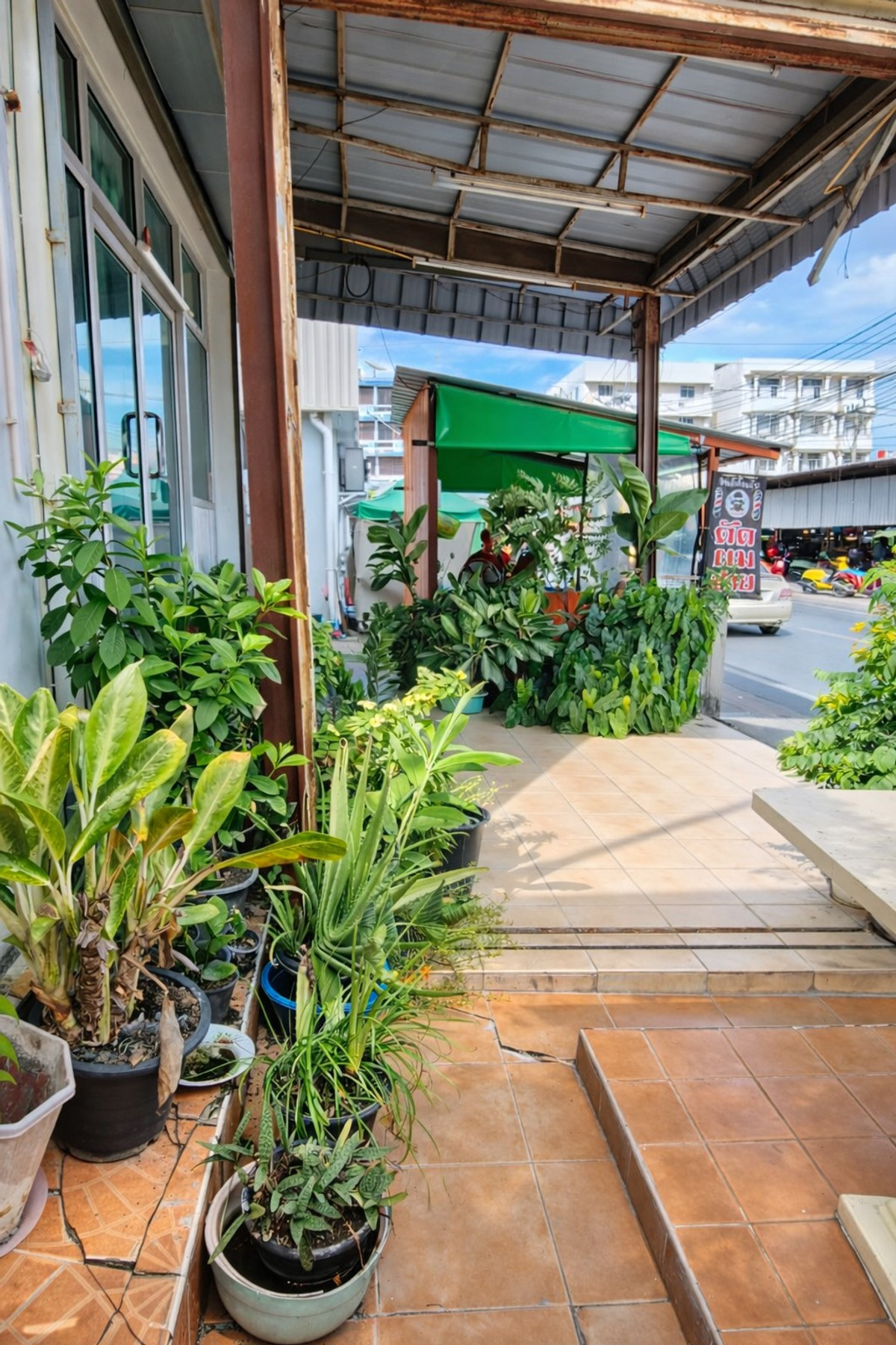 ขายราษฎร์บูรณะ สุขสวัสดิ์ : ขายอพาร์ทเม้น 4 ชั้น 24 ห้อง ปากซอยประชาอุทิศ 76 ทำเลทุ่งครุ ใกล้ CJ MORE ซีเจ มอร์ เริ่มธุรกิจต่อได้ทันที