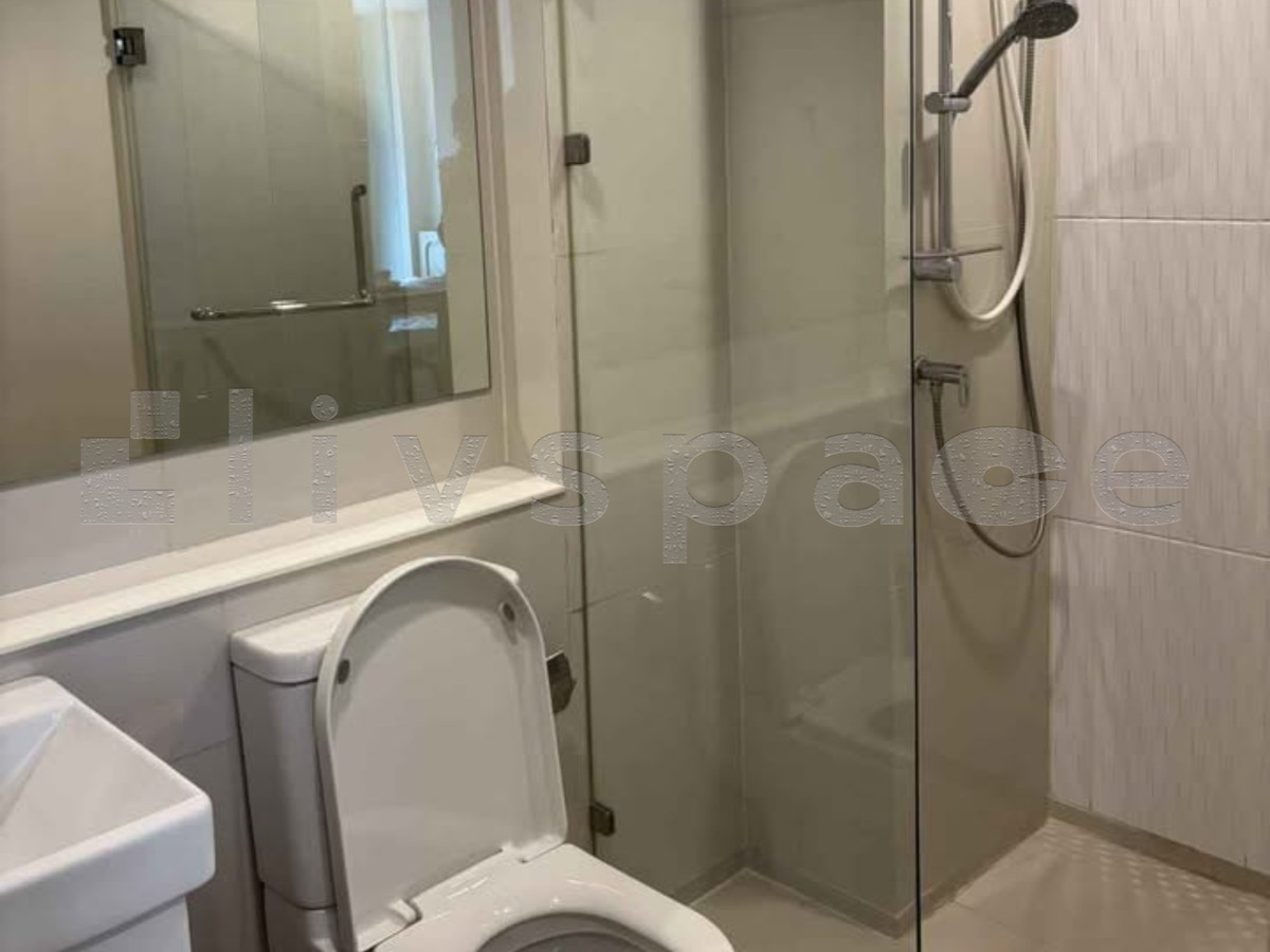 For RentCondoWitthayu, Chidlom, Langsuan, Ploenchit : ▚ LH221ツ FOR RENT: Life One Wireless 1BR 35sqm. 21K ✨ Fully Furnished & Move-in Ready, Heart of Wireless Road 🏙️