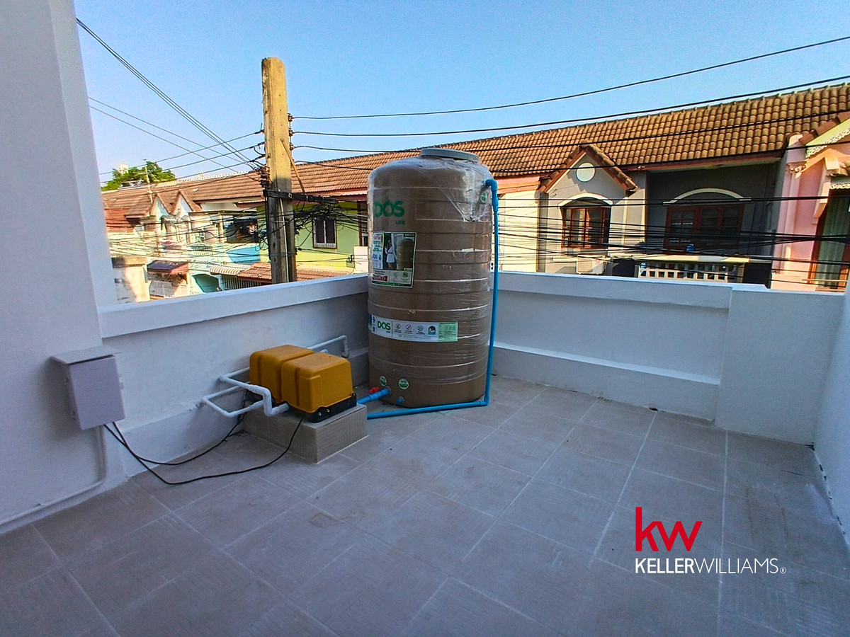 ขายทาวน์โฮมปิ่นเกล้า จรัญสนิทวงศ์ : ✨ [ขาย] ทาวน์โฮม 2 ชั้น รีโนเวทใหม่สไตล์มินิมอล | ซอยจรัญฯ 35 ใกล้ MRT ไฟฉาย