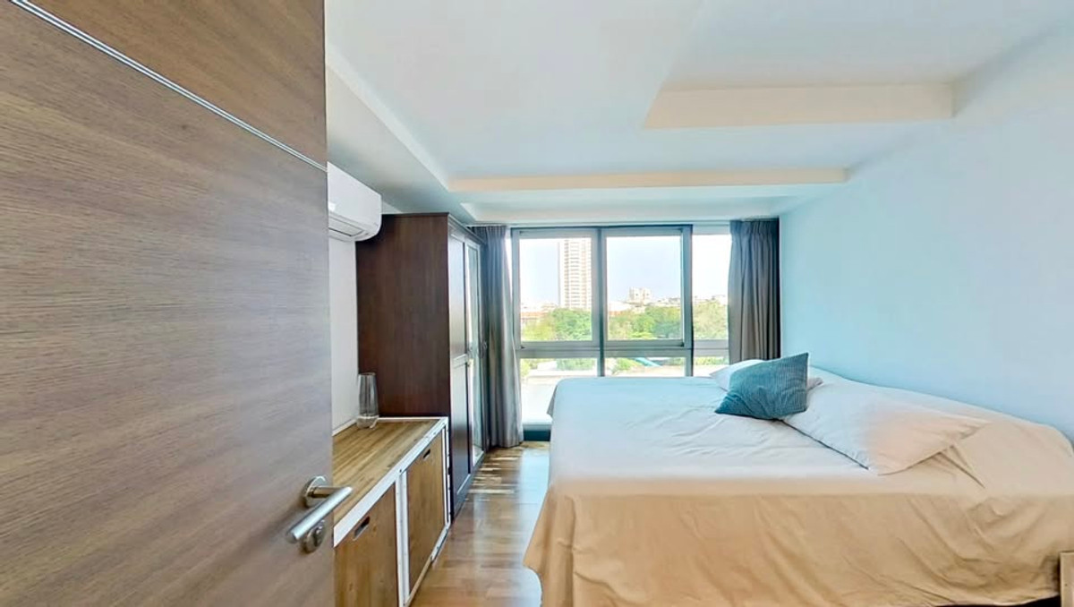 For RentCondoSukhumvit, Asoke, Thonglor : The decorated room is very cute, ready to move in, 2 bedrooms, 2 bathrooms, Duplex DLV-Thonglor20, call 0896620022.