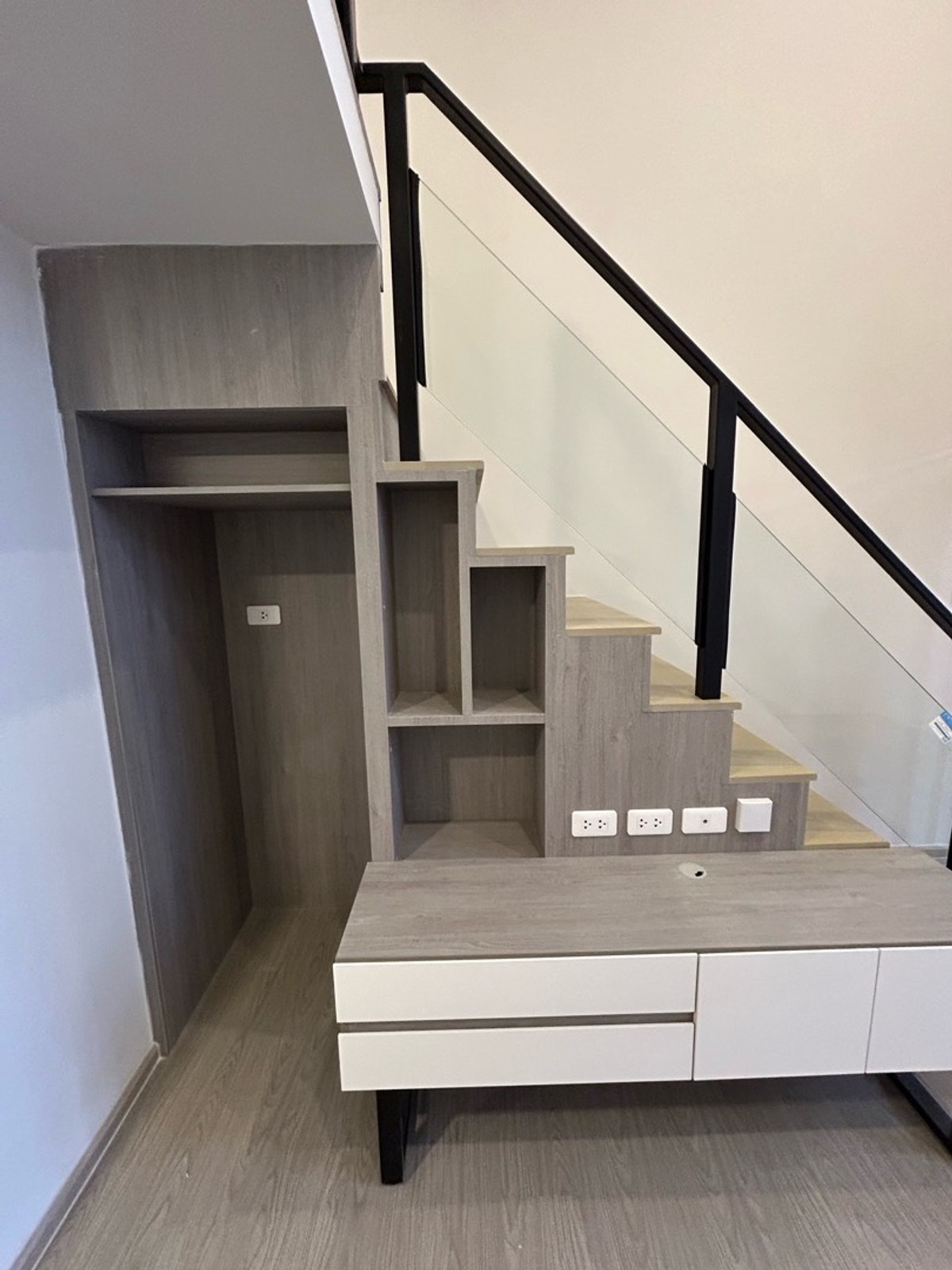 ขายคอนโดเสรีไทย-นิด้า : 💥ขายห้องพร้อมเข้าอยู่ 32 ตร.ม