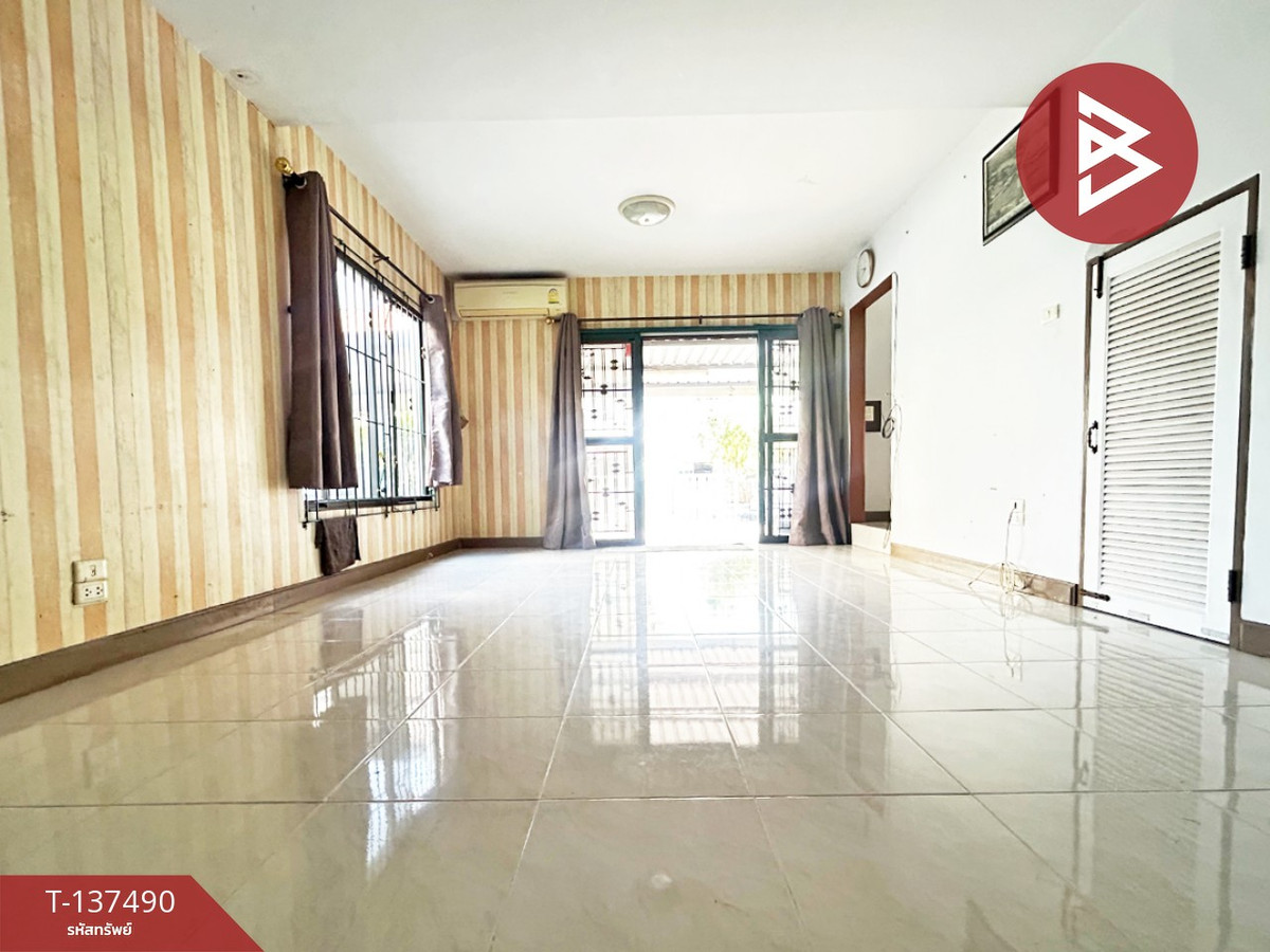 ขายทาวน์โฮมพัทยา บางแสน ชลบุรี สัตหีบ : ขายบ้านแฝด 2 ชั้น หมู่บ้านคันทรีปาร์ค 3 บางแสน ชลบุรี