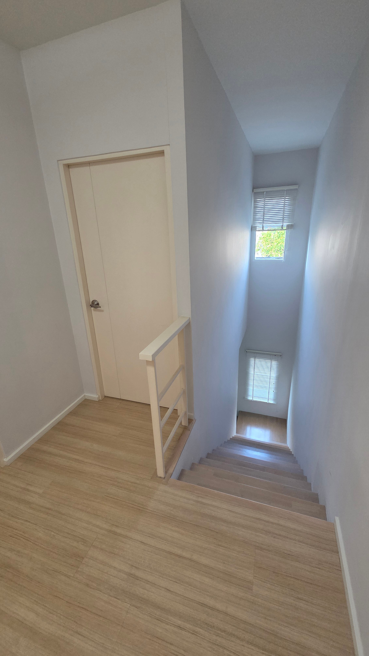 ขายทาวน์โฮมอ่อนนุช อุดมสุข : ทาวน์โฮม 3 ชั้น ใกล้ BTS อ่อนนุช ทำเลดี