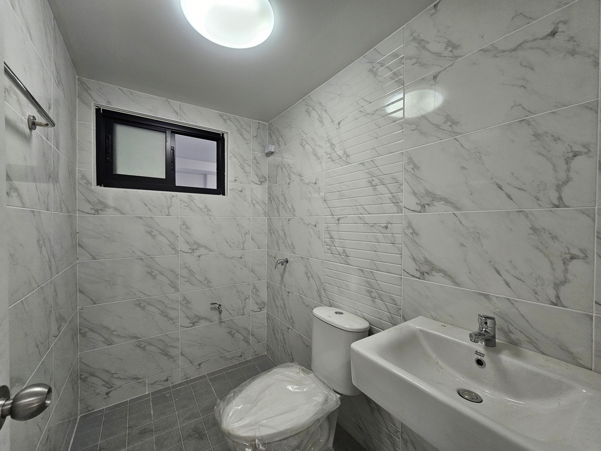 ขายบ้านพุทธมณฑล ศาลายา : ขาย!!! บ้านเดี่ยว 2 ชั้น พื้นที่ 62.3 ตร.วา @ หมู่บ้านสวนดอกไม้-ซ.บรมราชชนนี 105 เขตทวีวัฒนา, กรุงเทพฯ