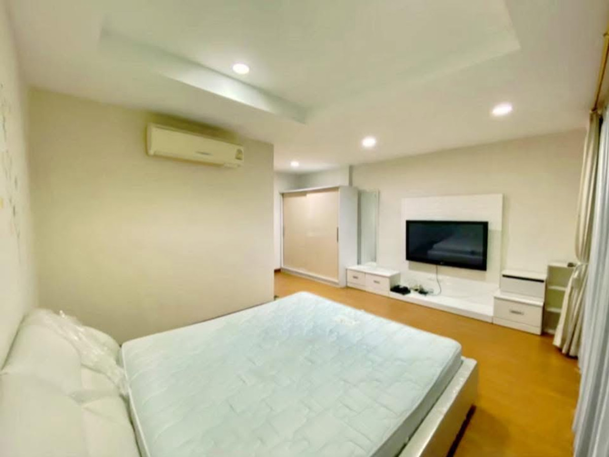 ให้เช่าทาวน์โฮมพัฒนาการ ศรีนครินทร์ : ให้เช่าทาวน์โฮม บ้านกลางเมือง เออร์บาเนี่ยน พระราม 9 – วงแหวน ใกล้ The Mall บางกะปิ และ Airport Link 