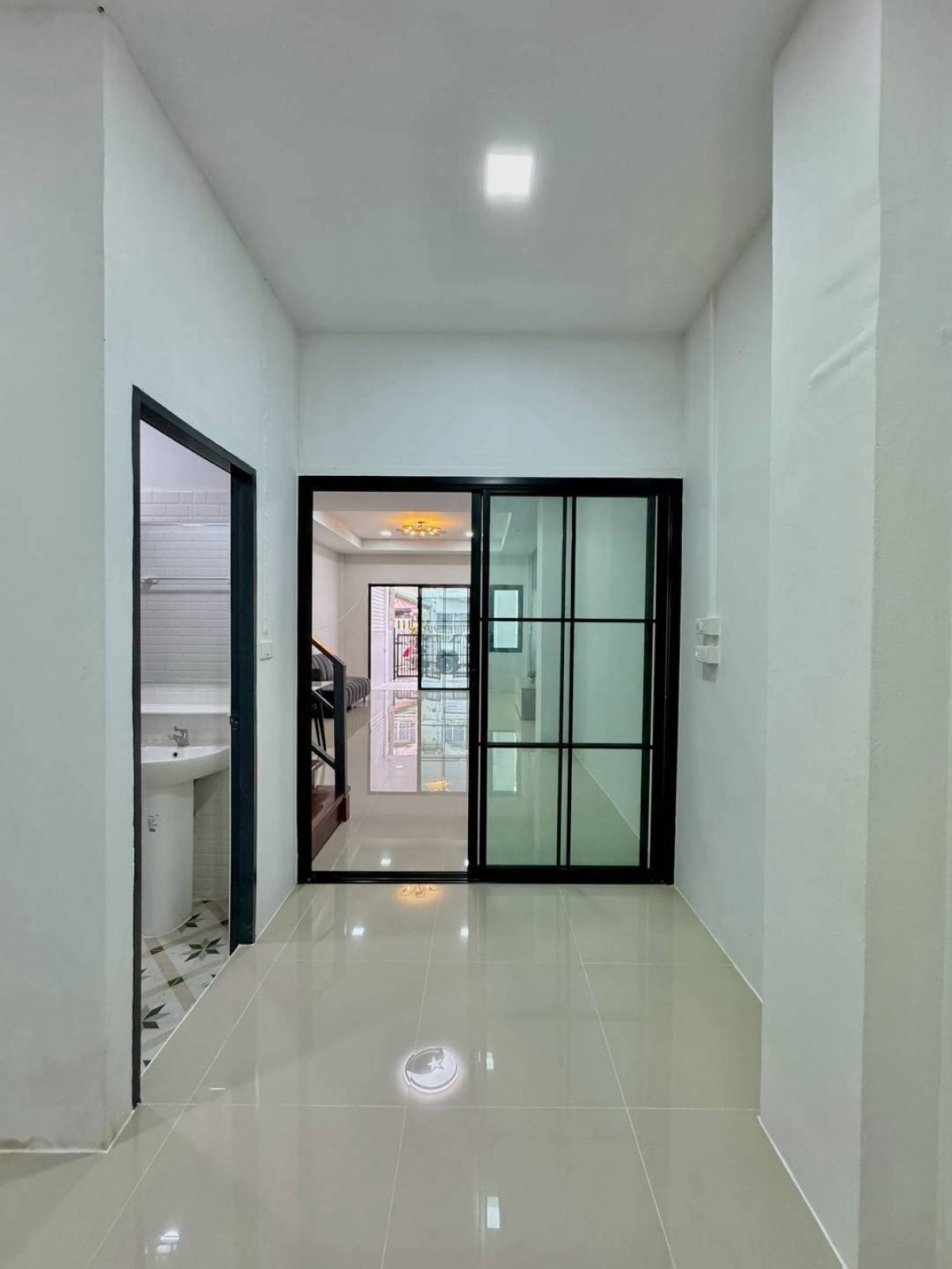 For SaleTownhomeNonthaburi, Bang Yai, Bangbuathong : For Sale Townhouse/Townhome , Tawanna Village , high floor , Bang Kraso , Mueang Nonthaburi , Nonthaburi , CX-150069