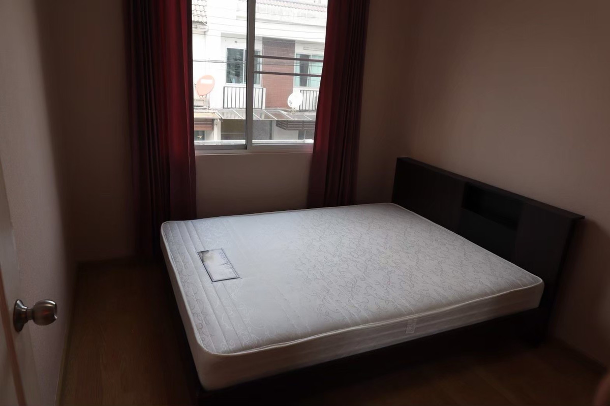 ให้เช่าทาวน์โฮมเกษตร นวมินทร์ ลาดปลาเค้า : ให้เช่า อารียาเดอะคัลเลอร์2 ลาดปลาเค้า 20,000บ ต่อเดือน