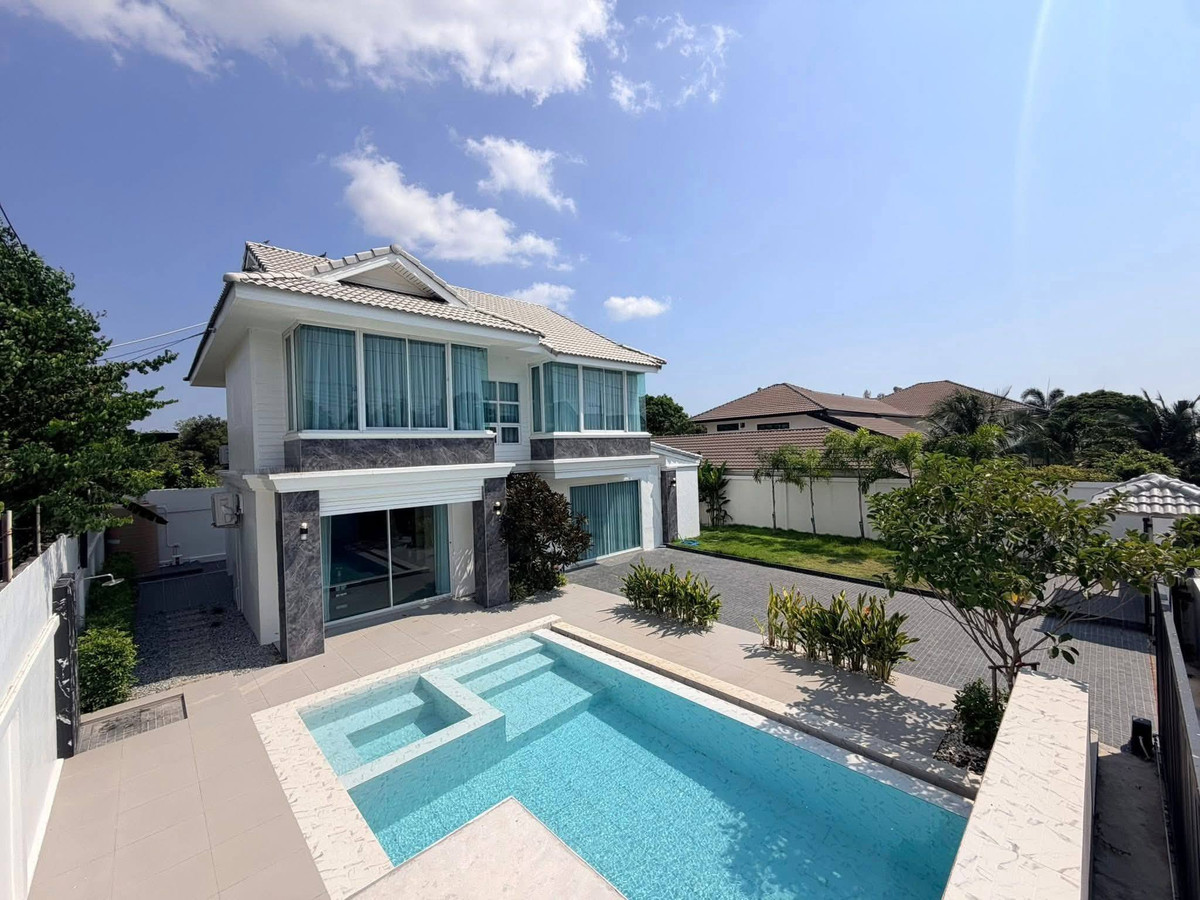 ให้เช่าพัทยา บางแสน ชลบุรี สัตหีบ :  บ้านพูลวิลลล่าใหญ่ พื้นที่กว้าง ใกล้หาดจอมเทียนเพียง 3 กม. สามารถทำธุรกิจได้